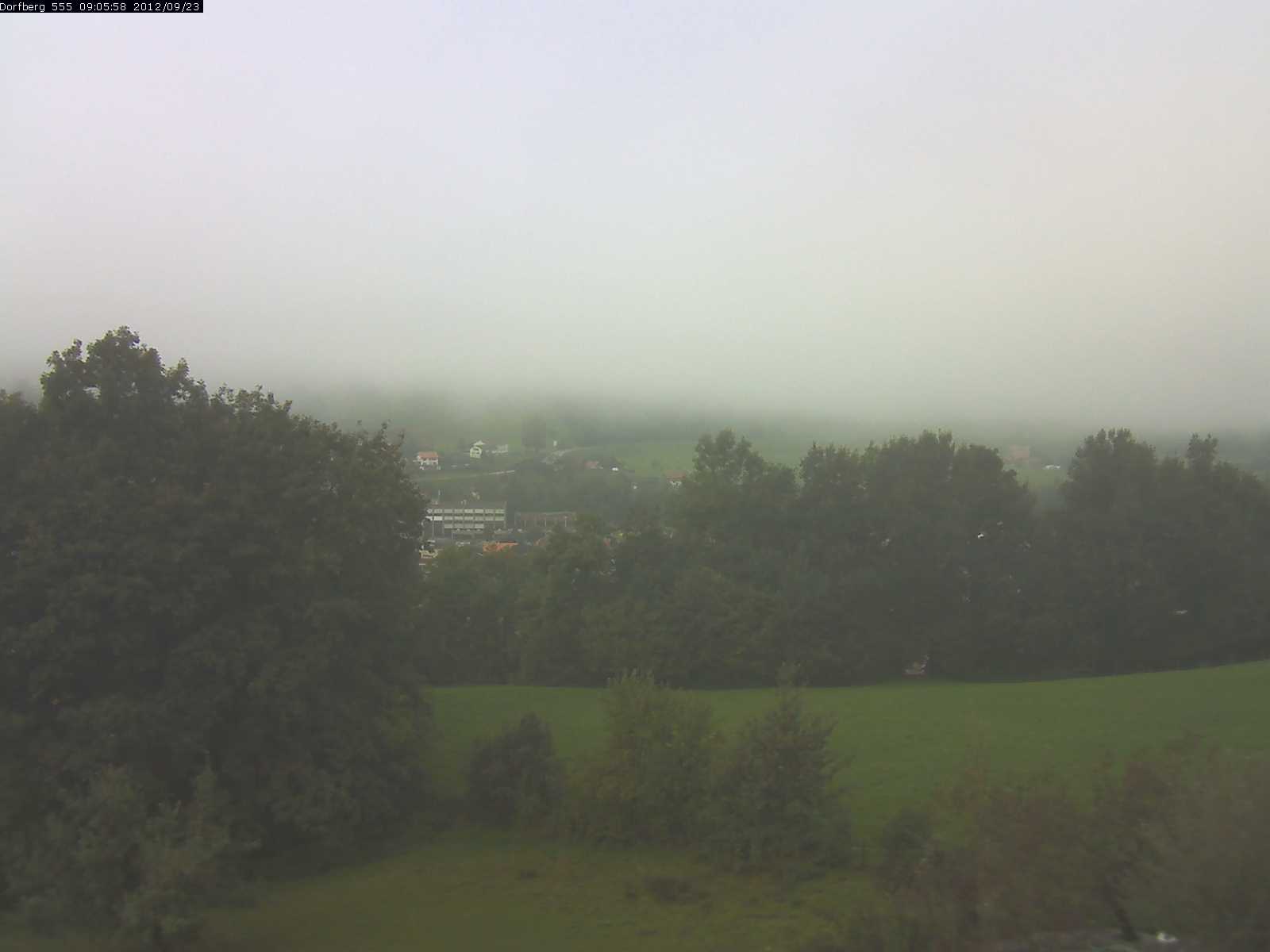 Webcam-Bild: Aussicht vom Dorfberg in Langnau 20120923-090600