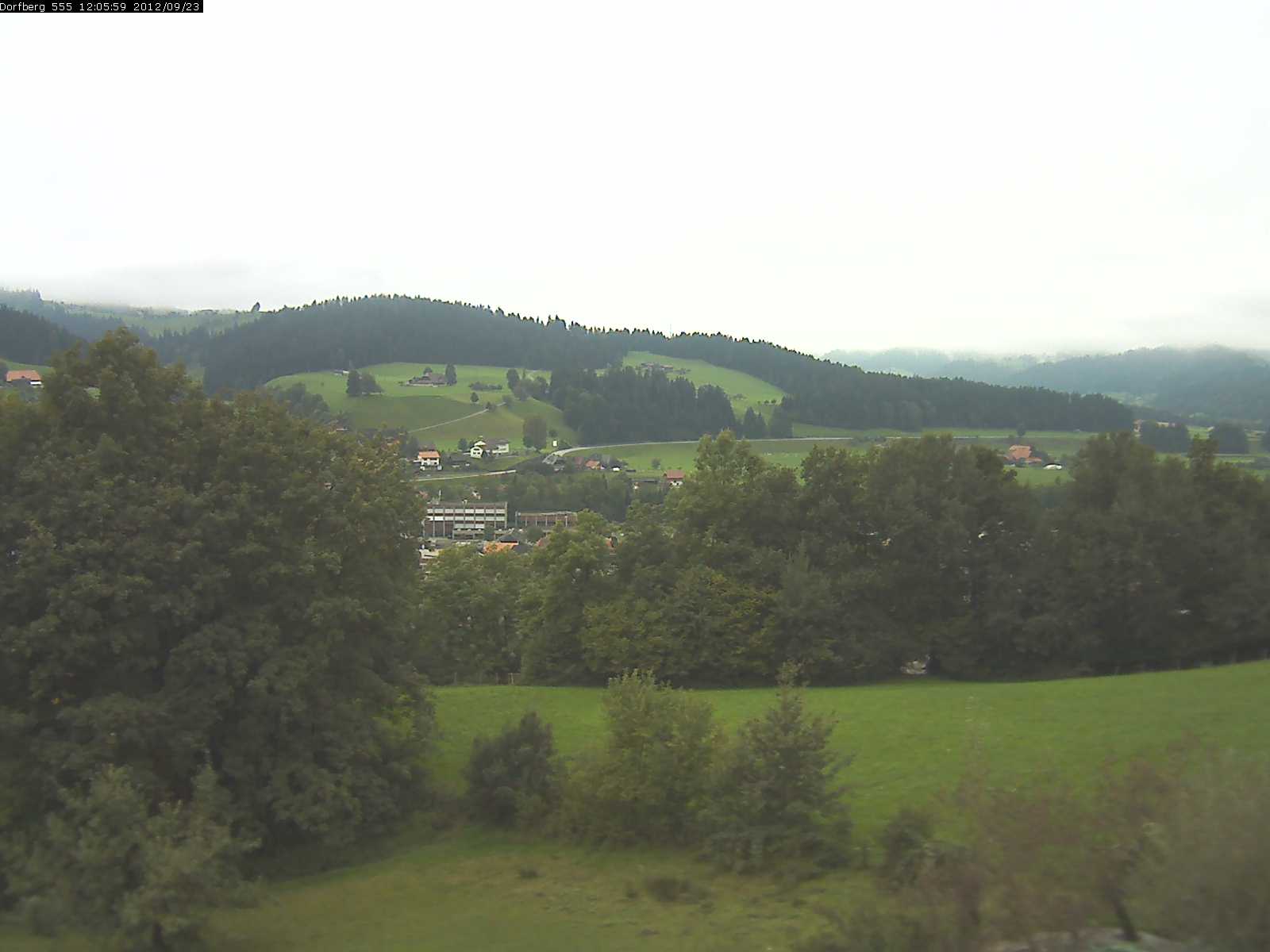 Webcam-Bild: Aussicht vom Dorfberg in Langnau 20120923-120600