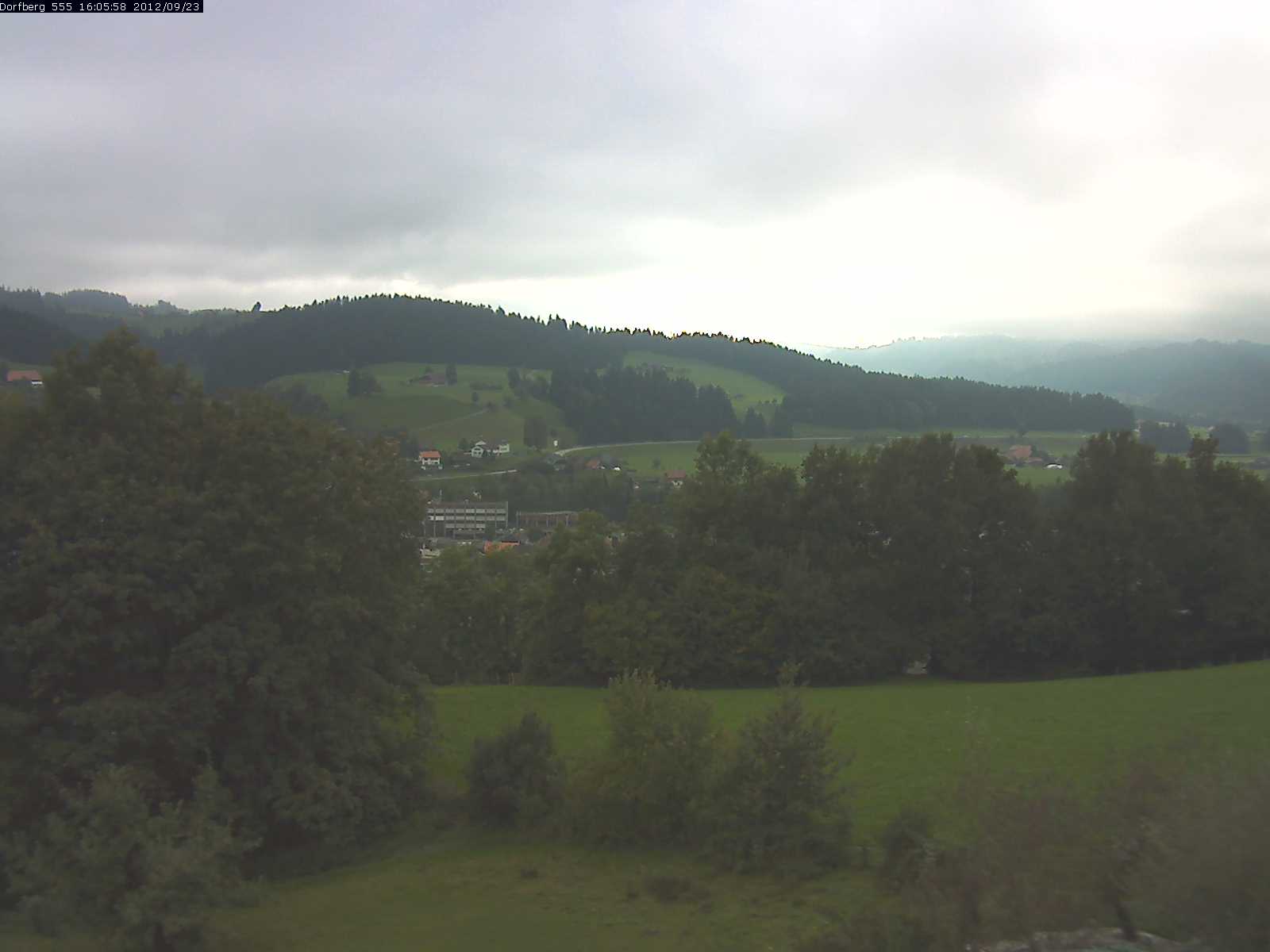 Webcam-Bild: Aussicht vom Dorfberg in Langnau 20120923-160600