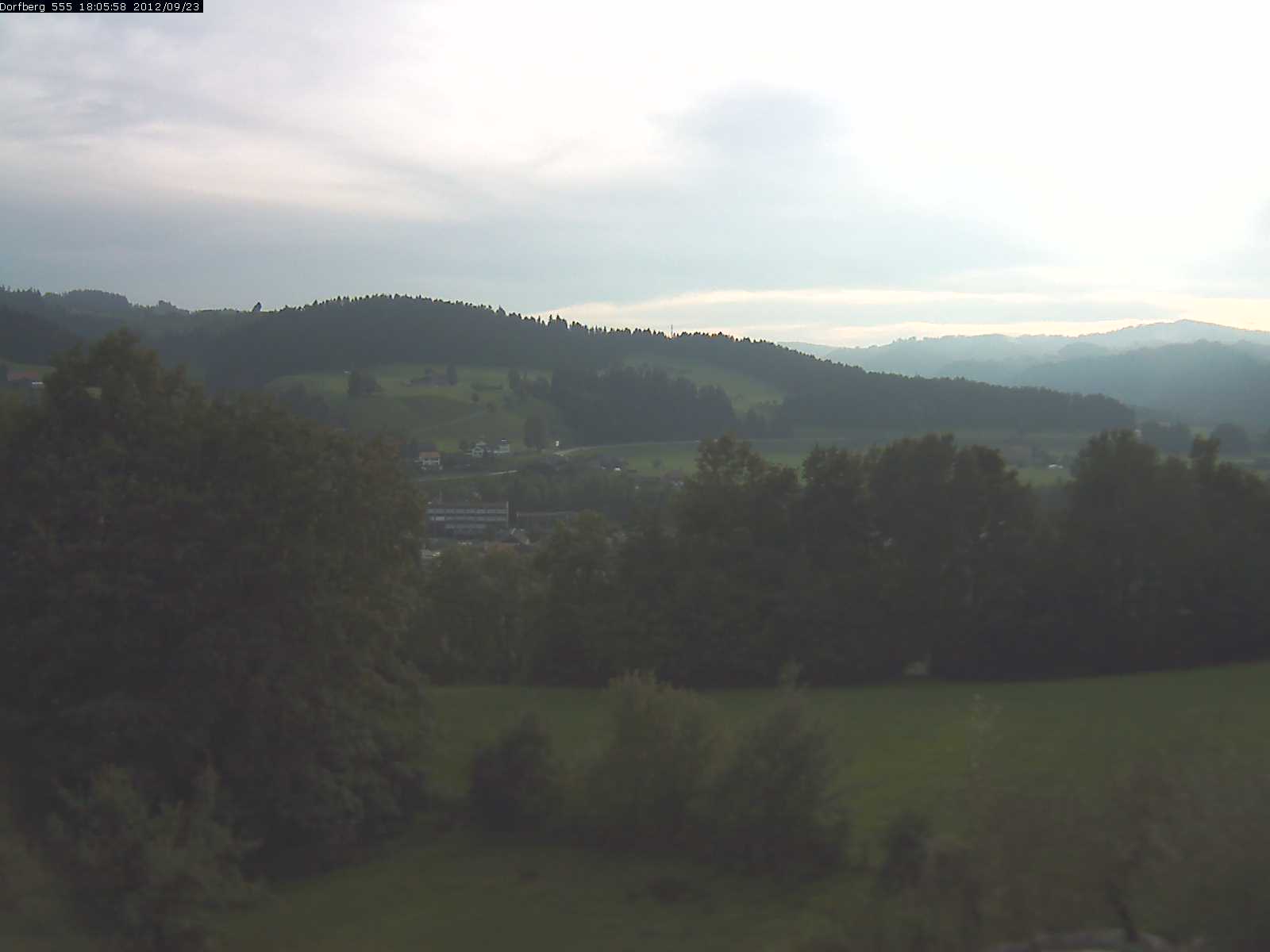 Webcam-Bild: Aussicht vom Dorfberg in Langnau 20120923-180600