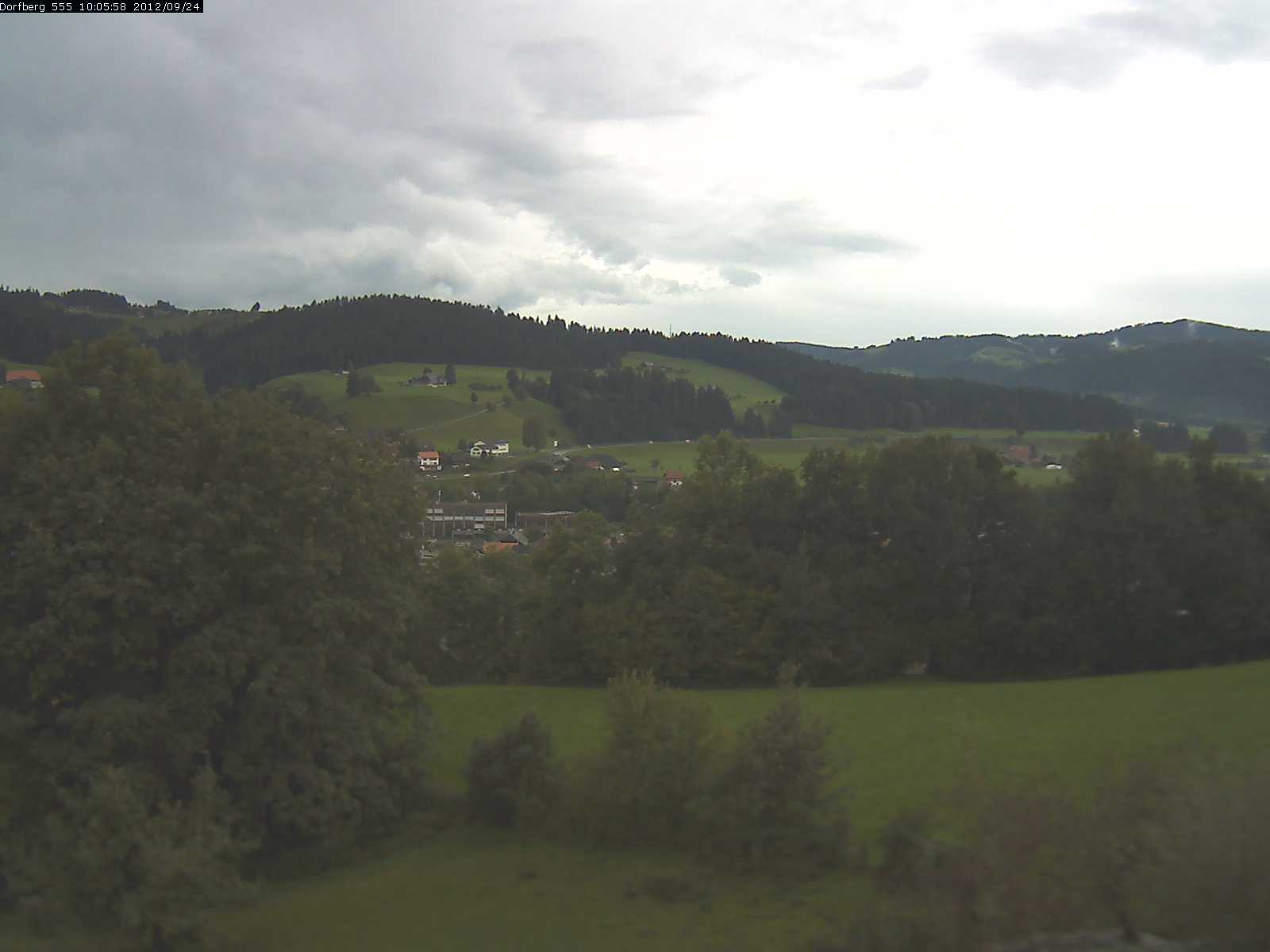 Webcam-Bild: Aussicht vom Dorfberg in Langnau 20120924-100600