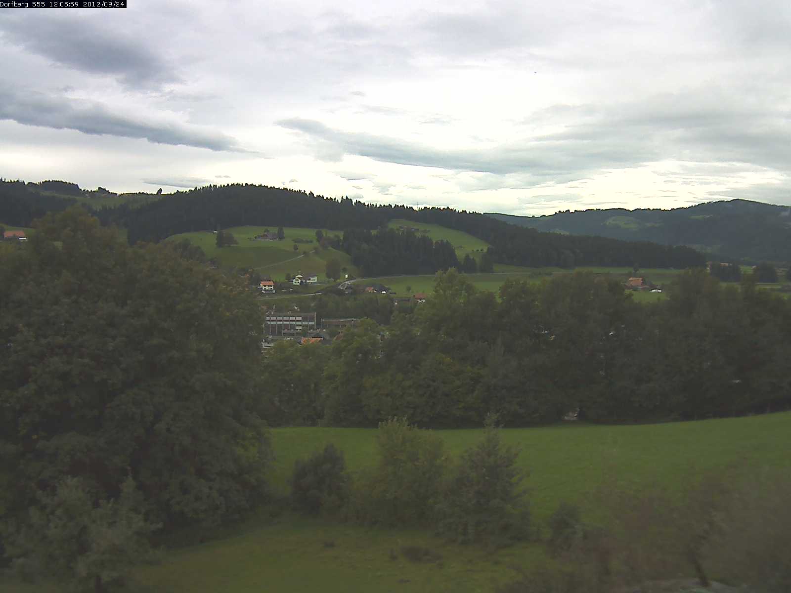 Webcam-Bild: Aussicht vom Dorfberg in Langnau 20120924-120600