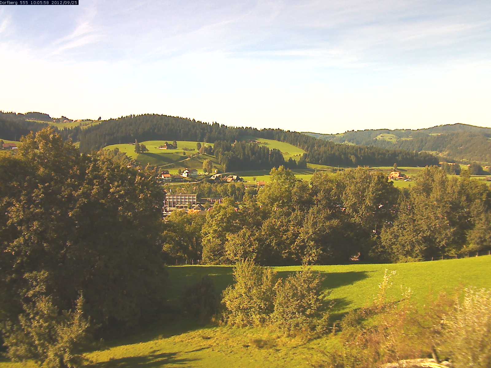 Webcam-Bild: Aussicht vom Dorfberg in Langnau 20120925-100600