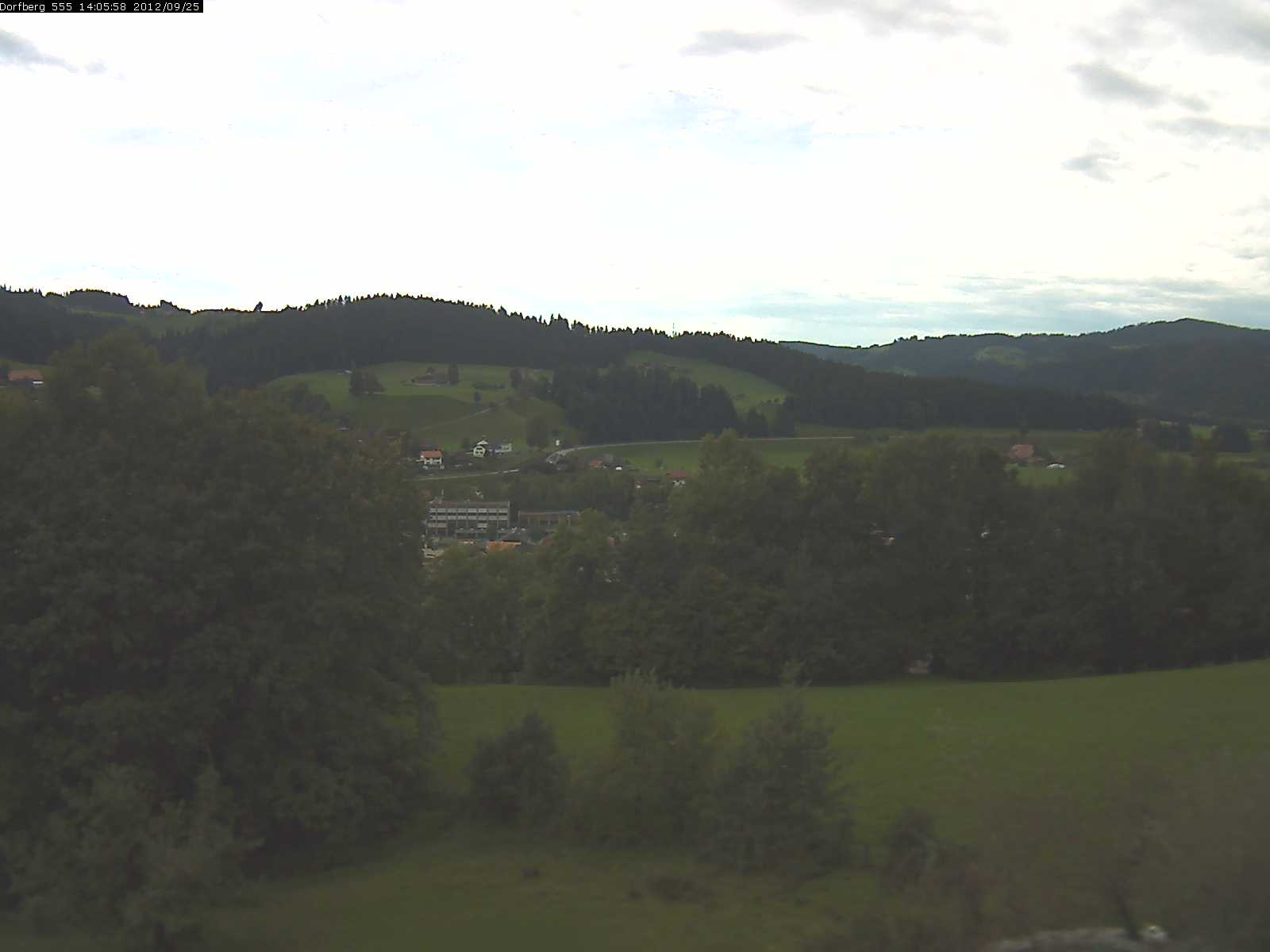 Webcam-Bild: Aussicht vom Dorfberg in Langnau 20120925-140600