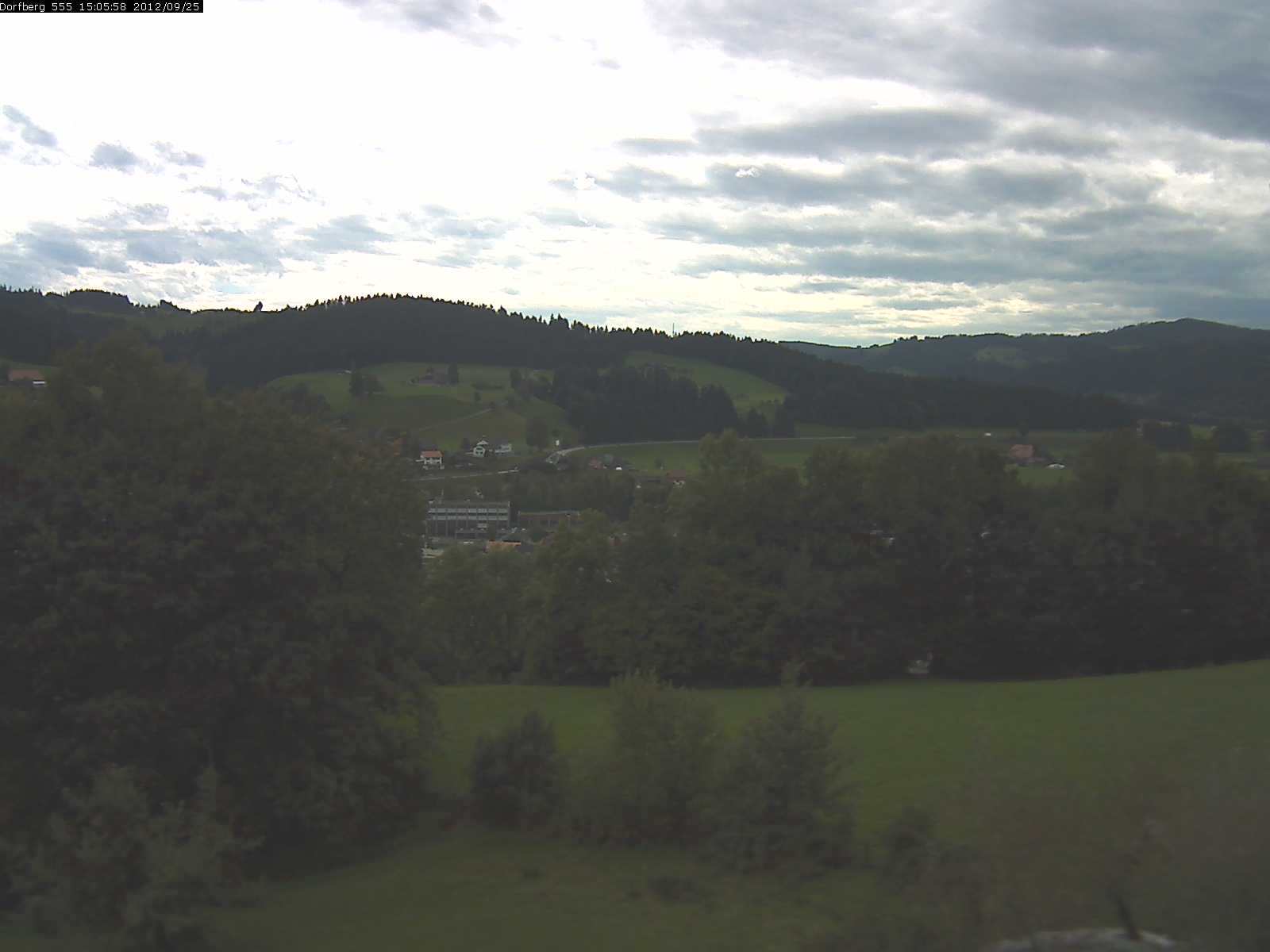 Webcam-Bild: Aussicht vom Dorfberg in Langnau 20120925-150600