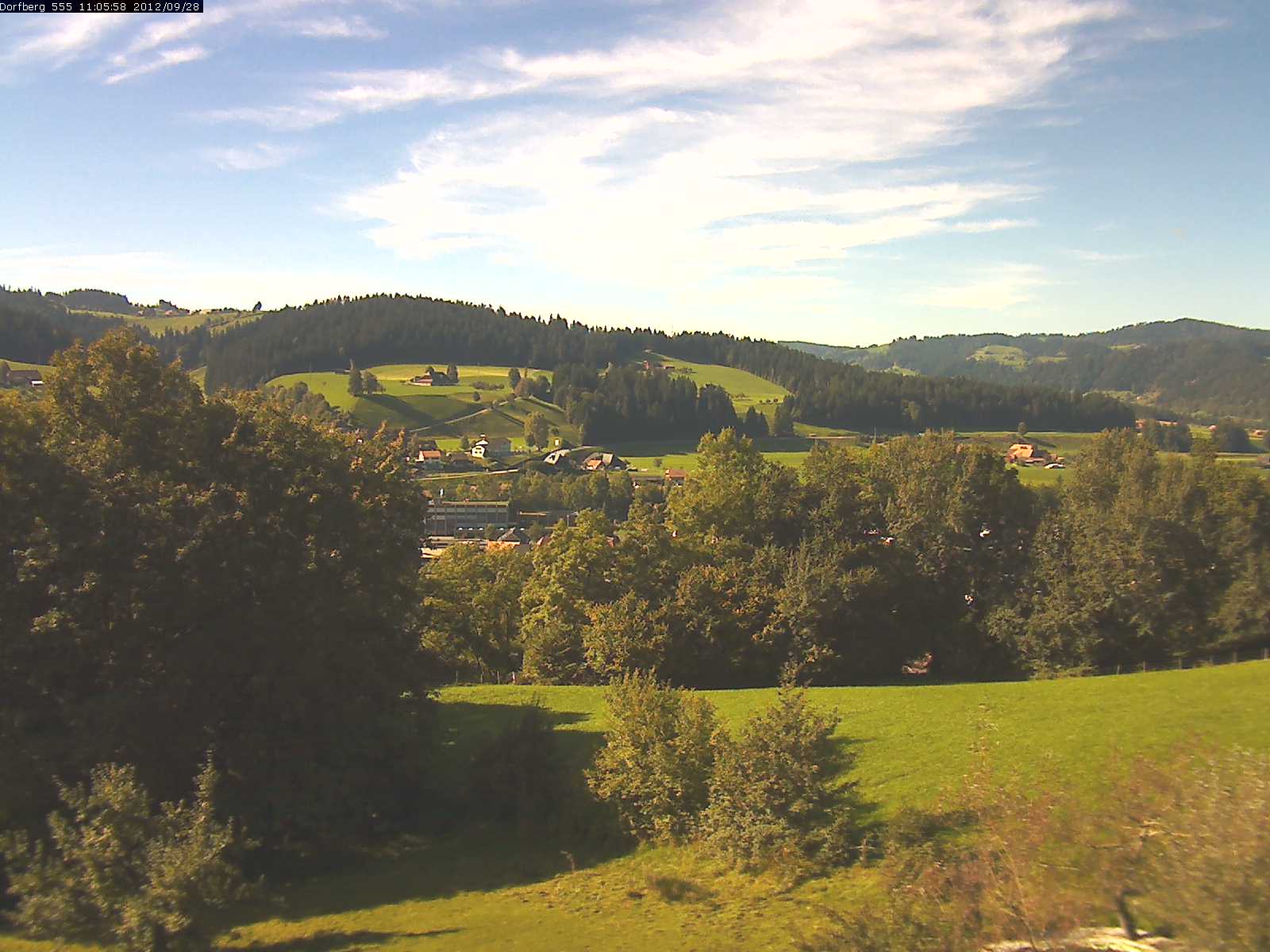 Webcam-Bild: Aussicht vom Dorfberg in Langnau 20120928-110600