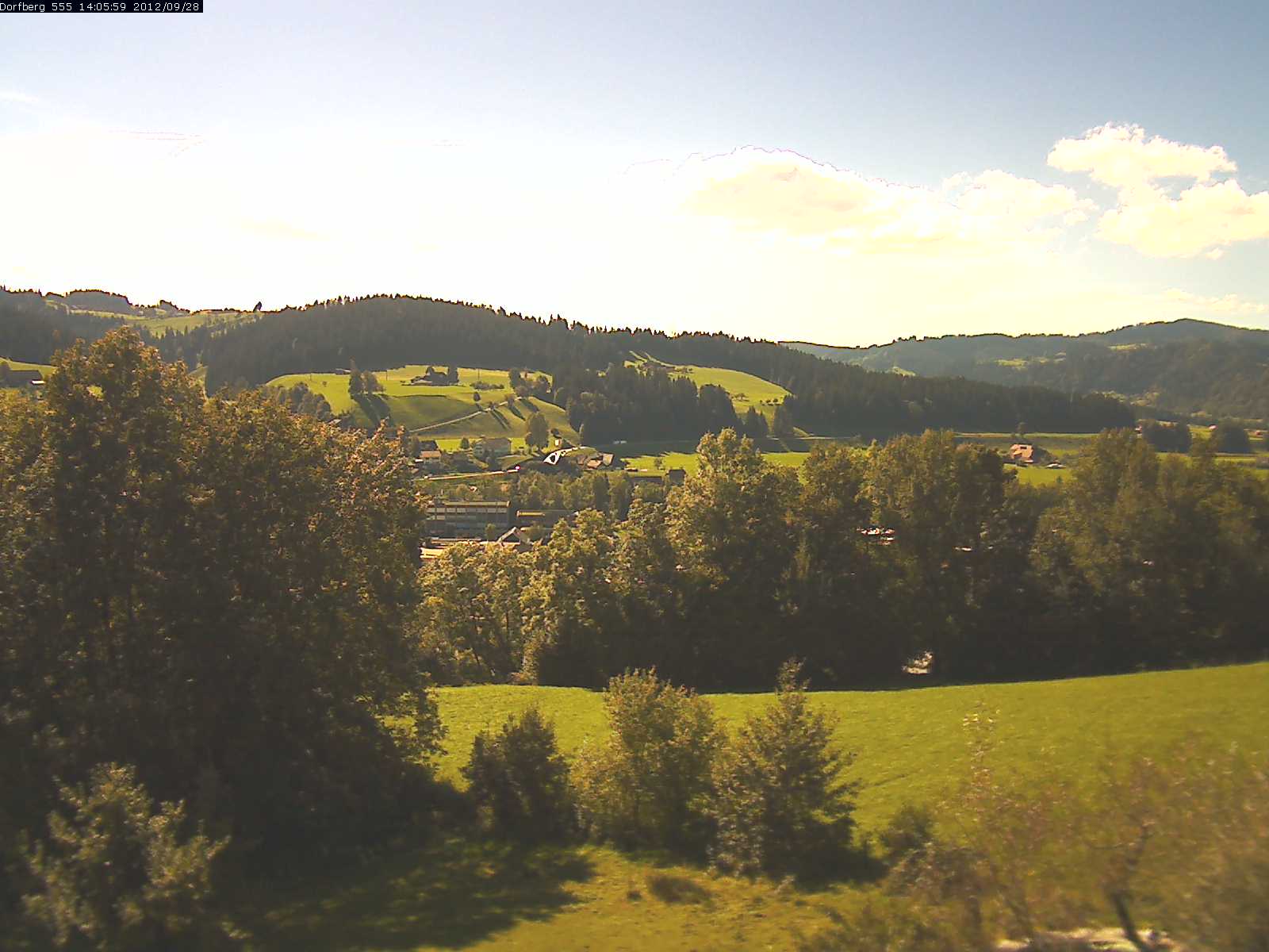 Webcam-Bild: Aussicht vom Dorfberg in Langnau 20120928-140600