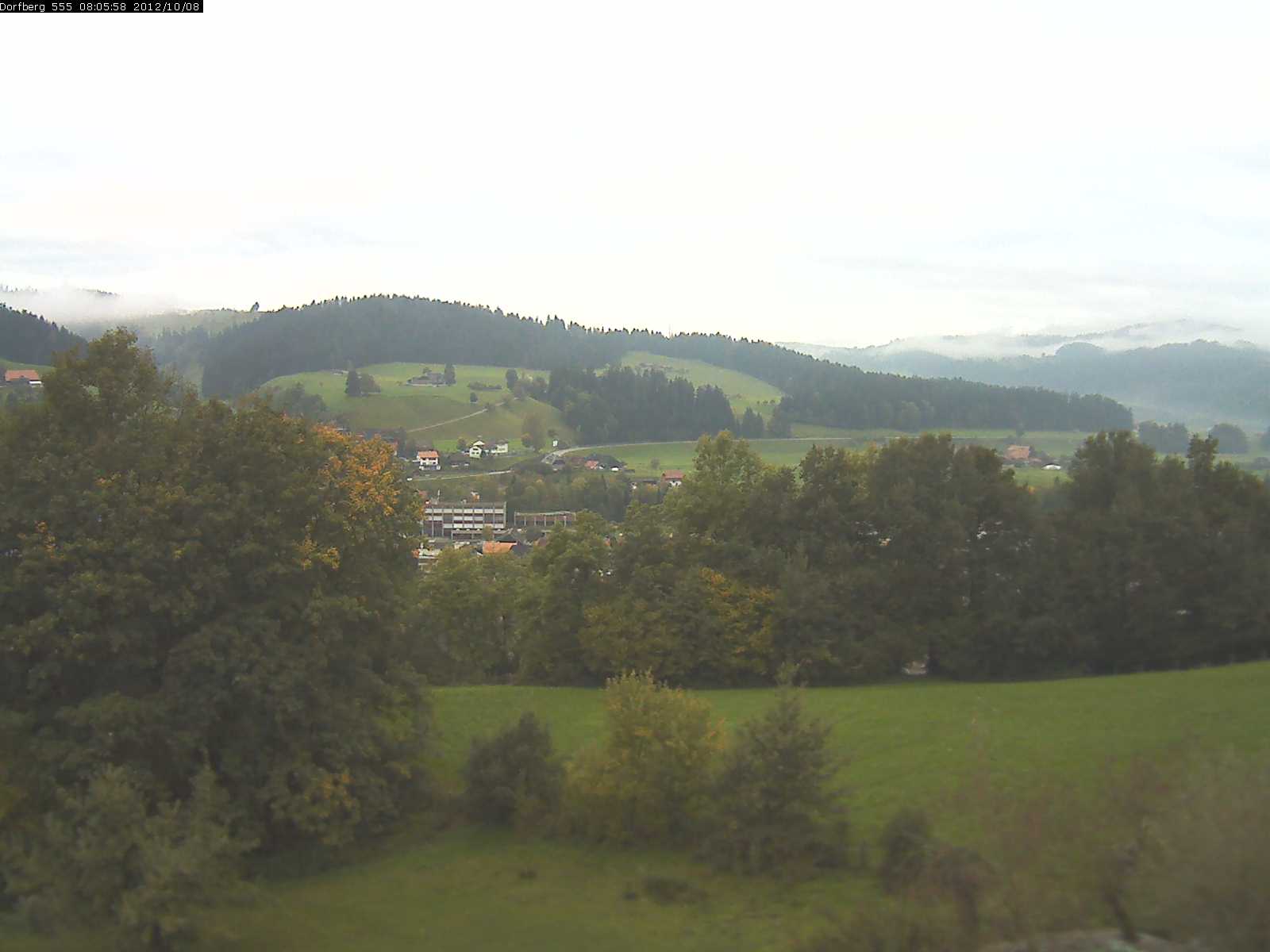 Webcam-Bild: Aussicht vom Dorfberg in Langnau 20121008-080600