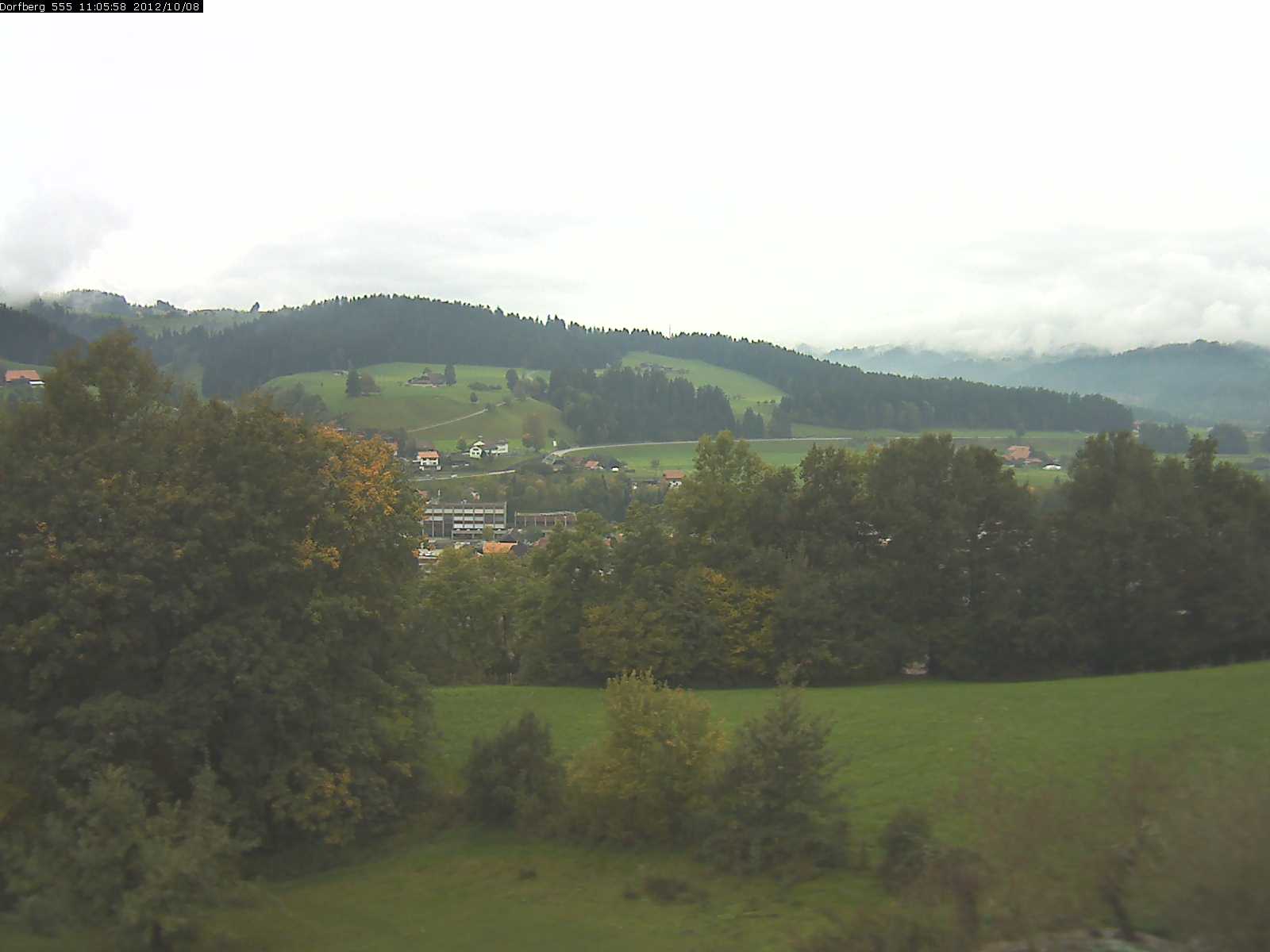 Webcam-Bild: Aussicht vom Dorfberg in Langnau 20121008-110600