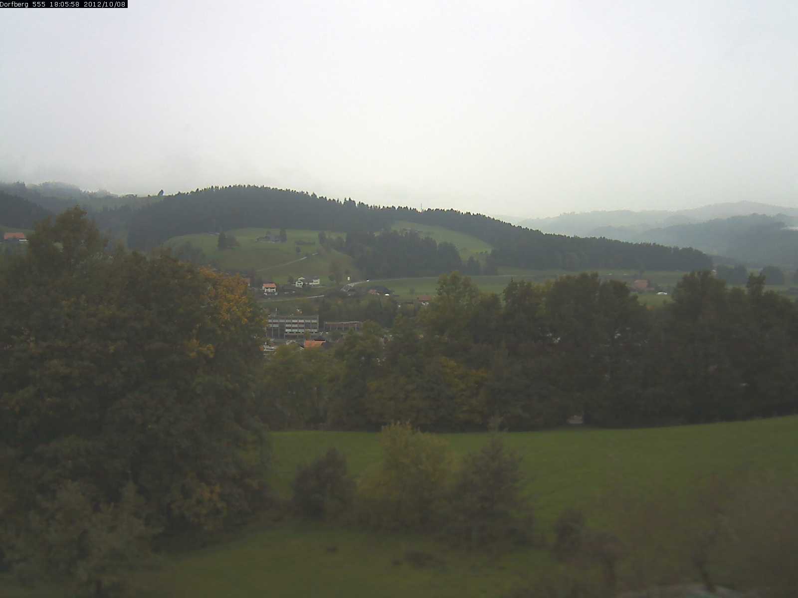 Webcam-Bild: Aussicht vom Dorfberg in Langnau 20121008-180600