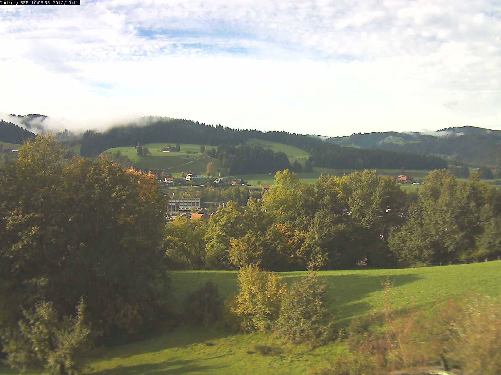 Webcam-Bild: Aussicht vom Dorfberg in Langnau 20121011-100600
