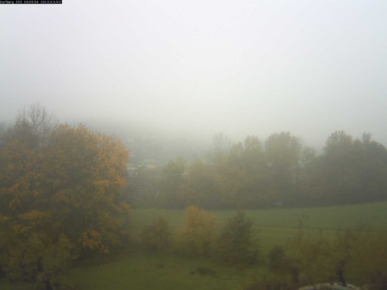 Webcam-Bild: Aussicht vom Dorfberg in Langnau 20121023-090600