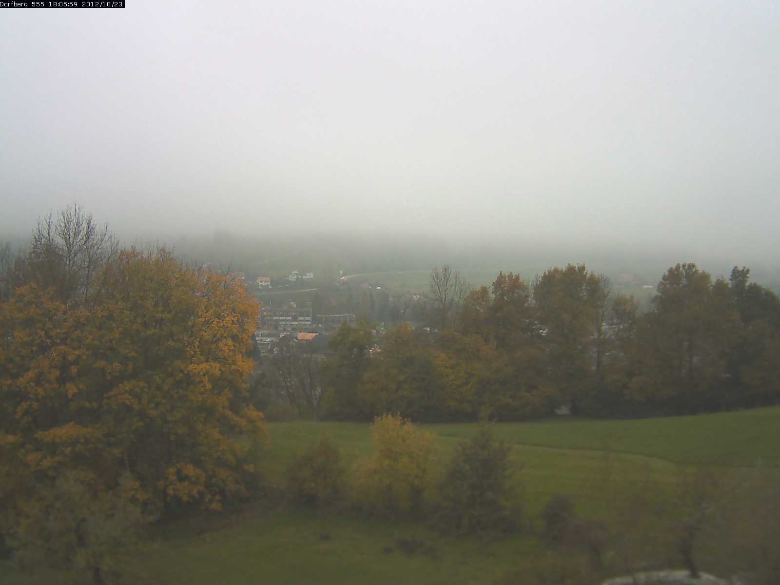 Webcam-Bild: Aussicht vom Dorfberg in Langnau 20121023-180600