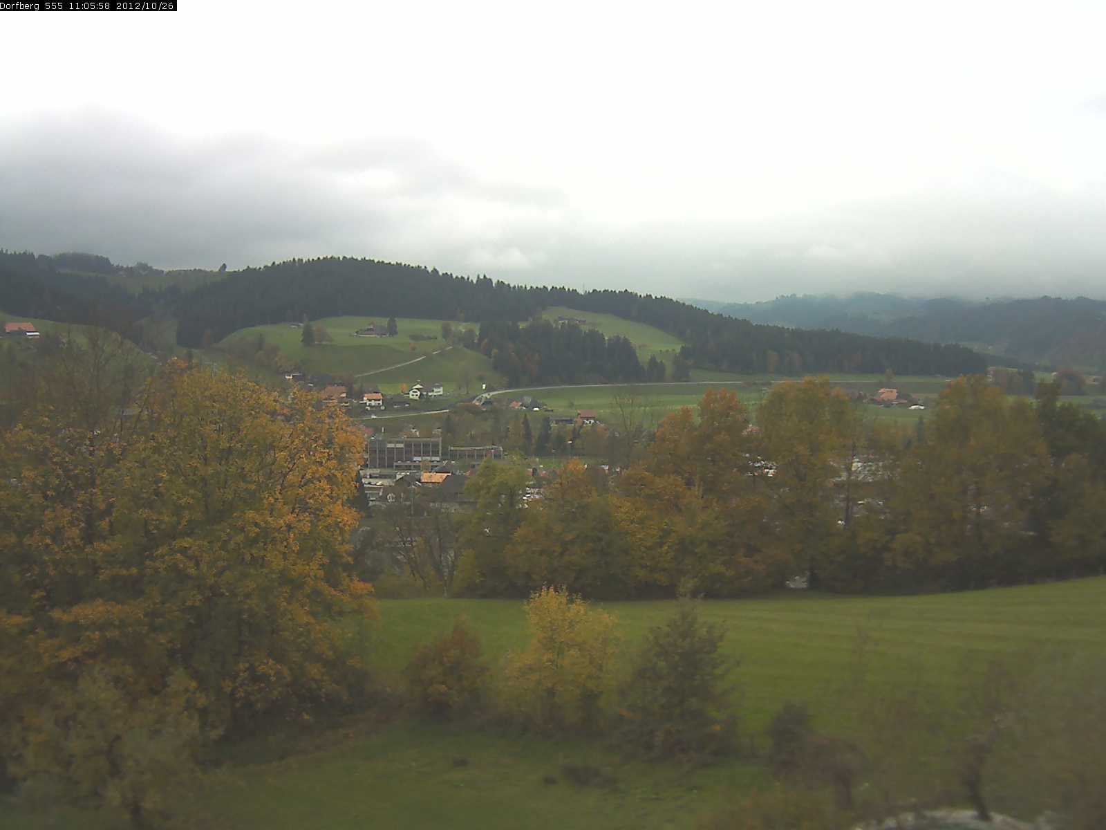 Webcam-Bild: Aussicht vom Dorfberg in Langnau 20121026-110600