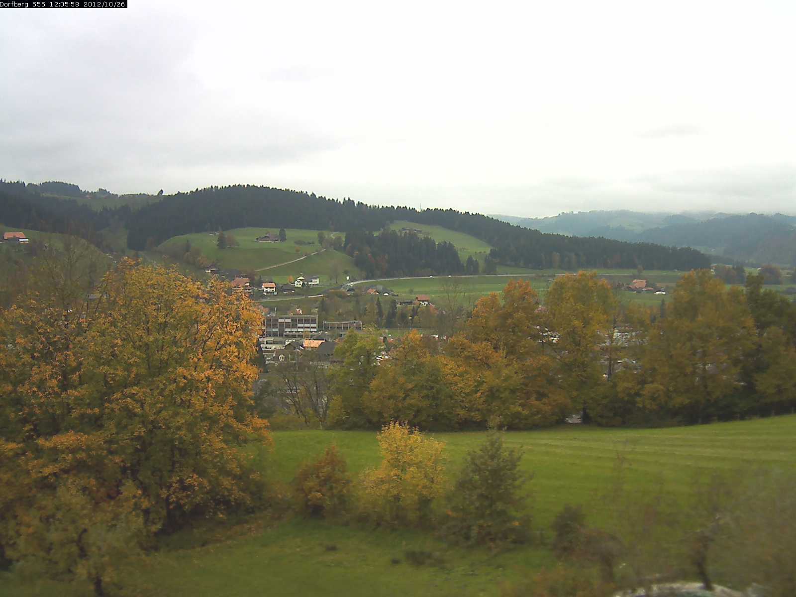 Webcam-Bild: Aussicht vom Dorfberg in Langnau 20121026-120600