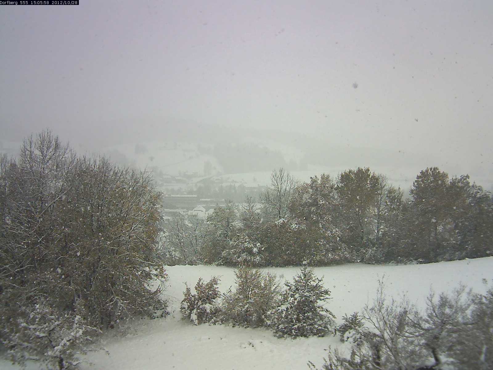 Webcam-Bild: Aussicht vom Dorfberg in Langnau 20121028-150600