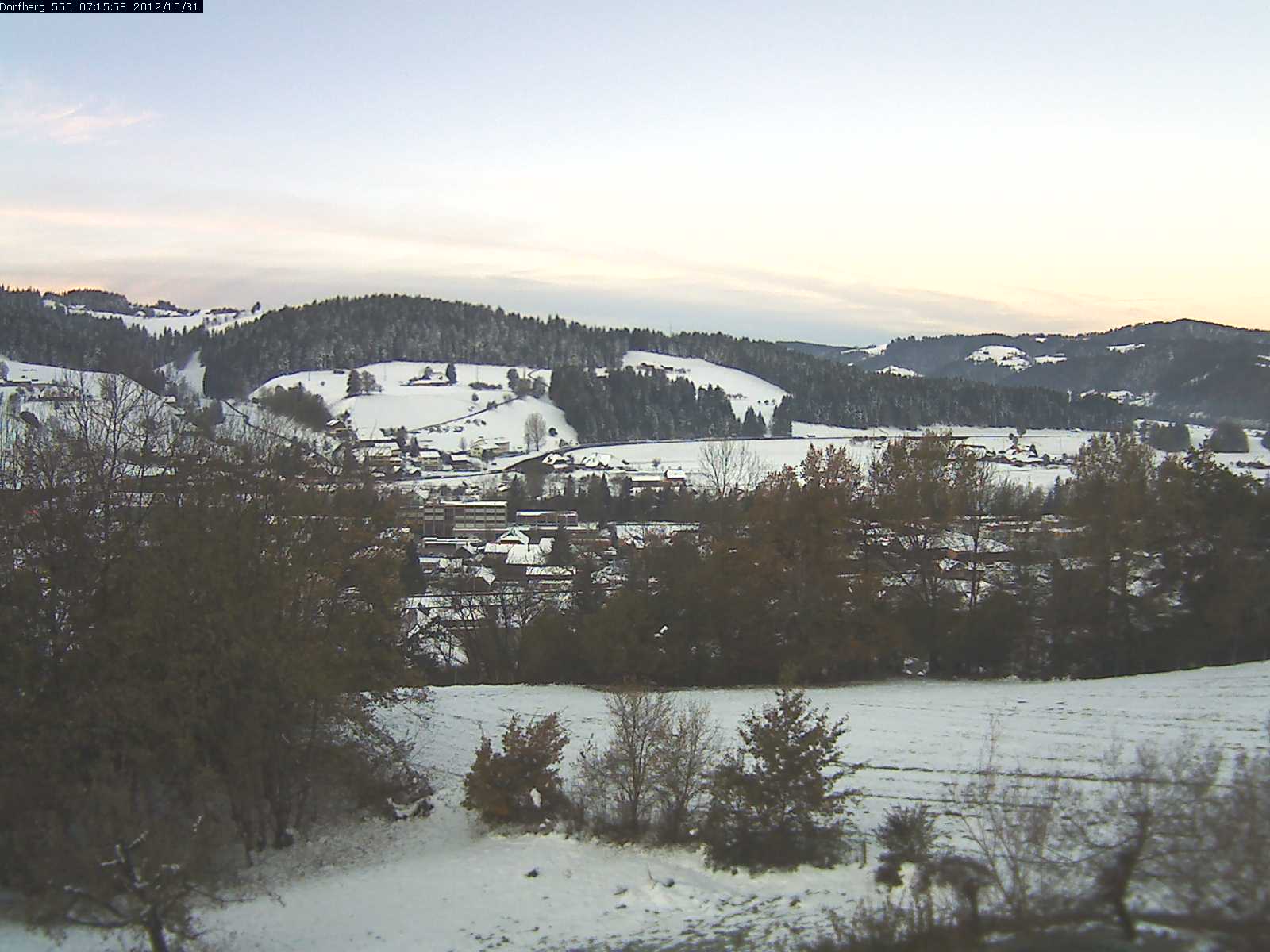 Webcam-Bild: Aussicht vom Dorfberg in Langnau 20121031-071600