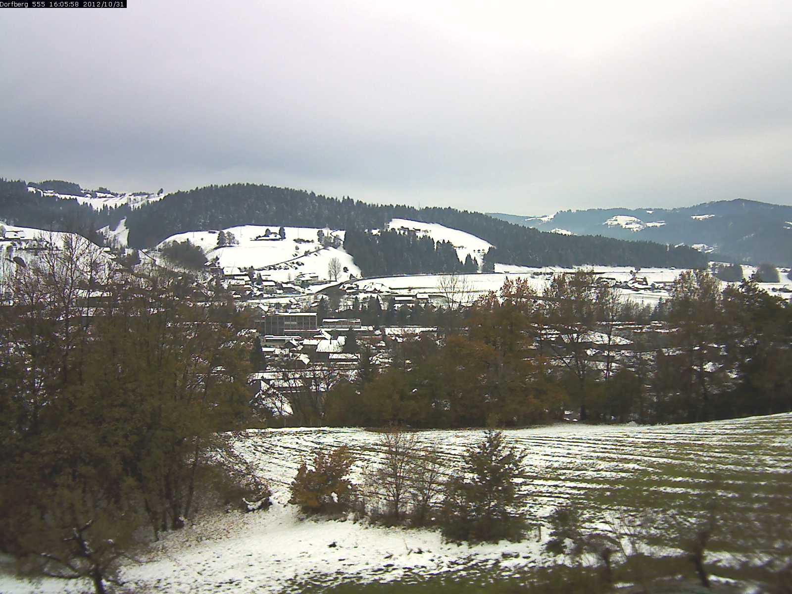 Webcam-Bild: Aussicht vom Dorfberg in Langnau 20121031-160600