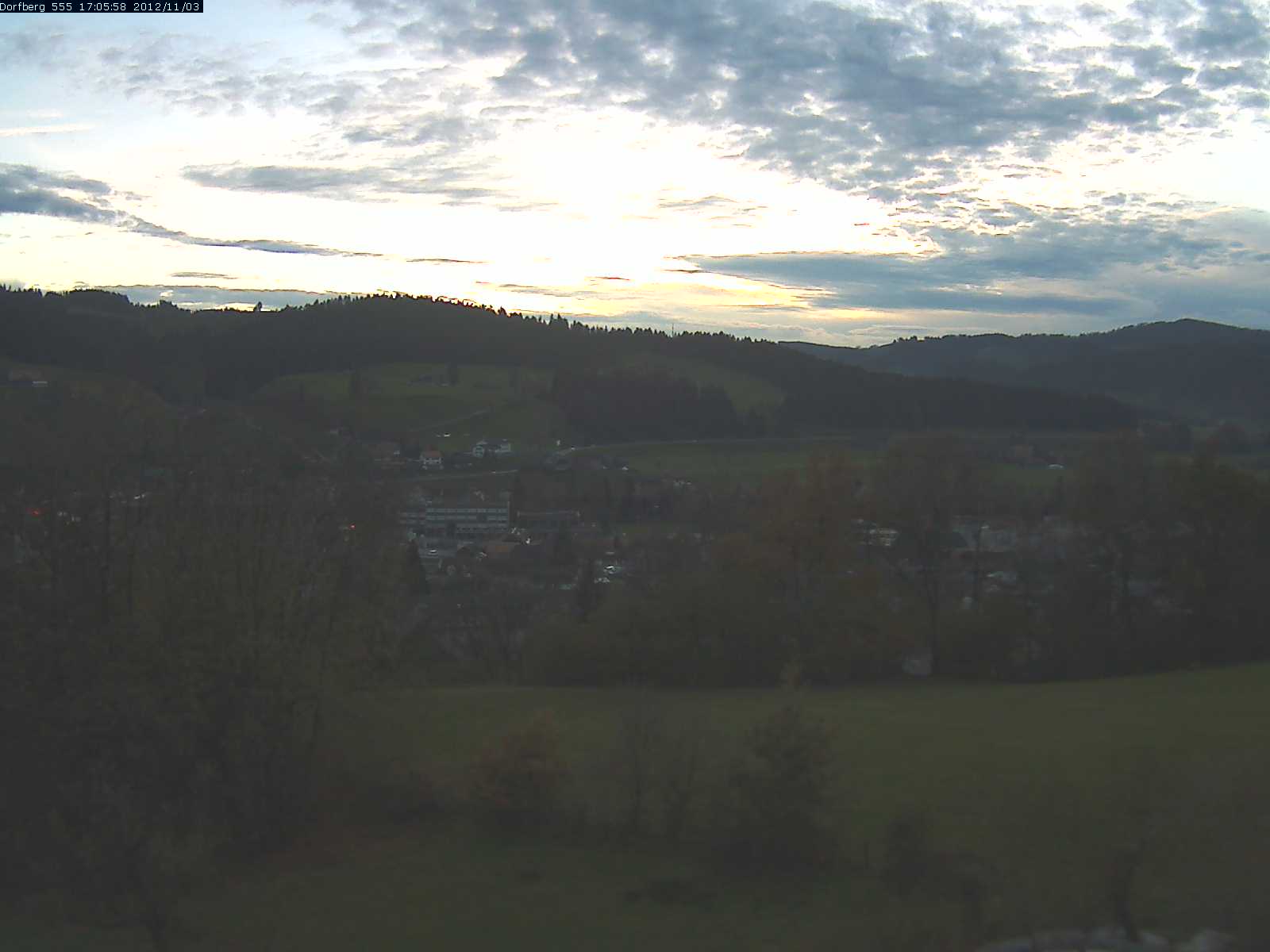 Webcam-Bild: Aussicht vom Dorfberg in Langnau 20121103-170600