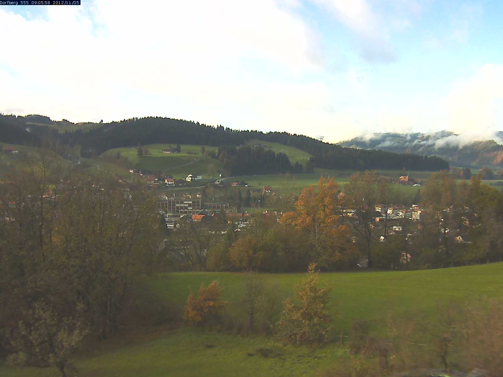 Webcam-Bild: Aussicht vom Dorfberg in Langnau 20121105-090600