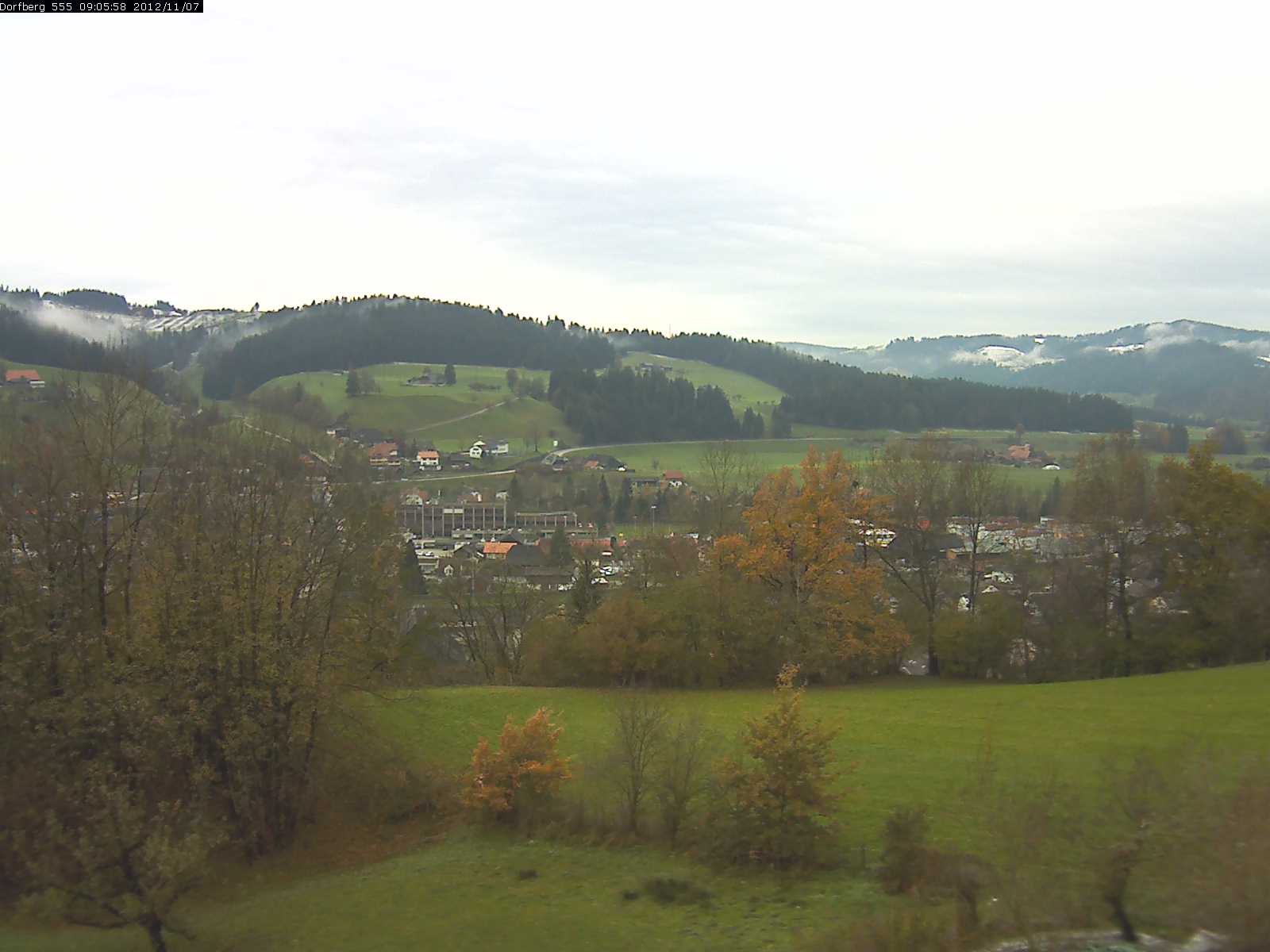 Webcam-Bild: Aussicht vom Dorfberg in Langnau 20121107-090600