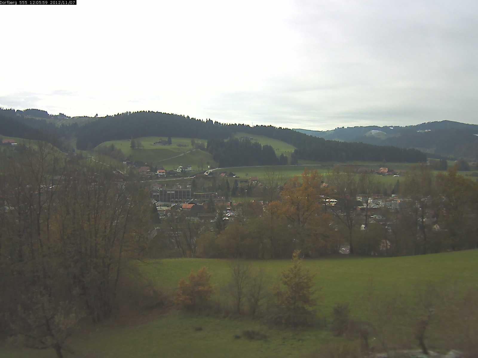 Webcam-Bild: Aussicht vom Dorfberg in Langnau 20121107-120600
