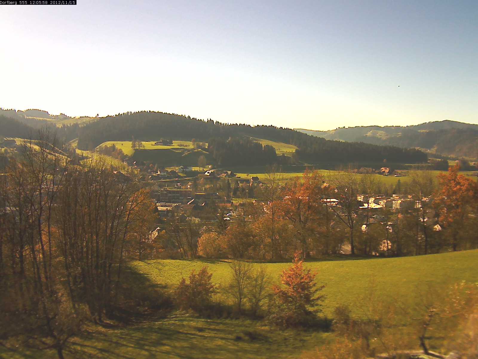Webcam-Bild: Aussicht vom Dorfberg in Langnau 20121115-120600