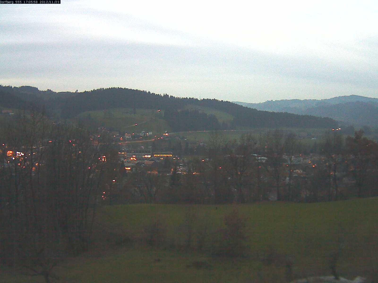 Webcam-Bild: Aussicht vom Dorfberg in Langnau 20121123-170600