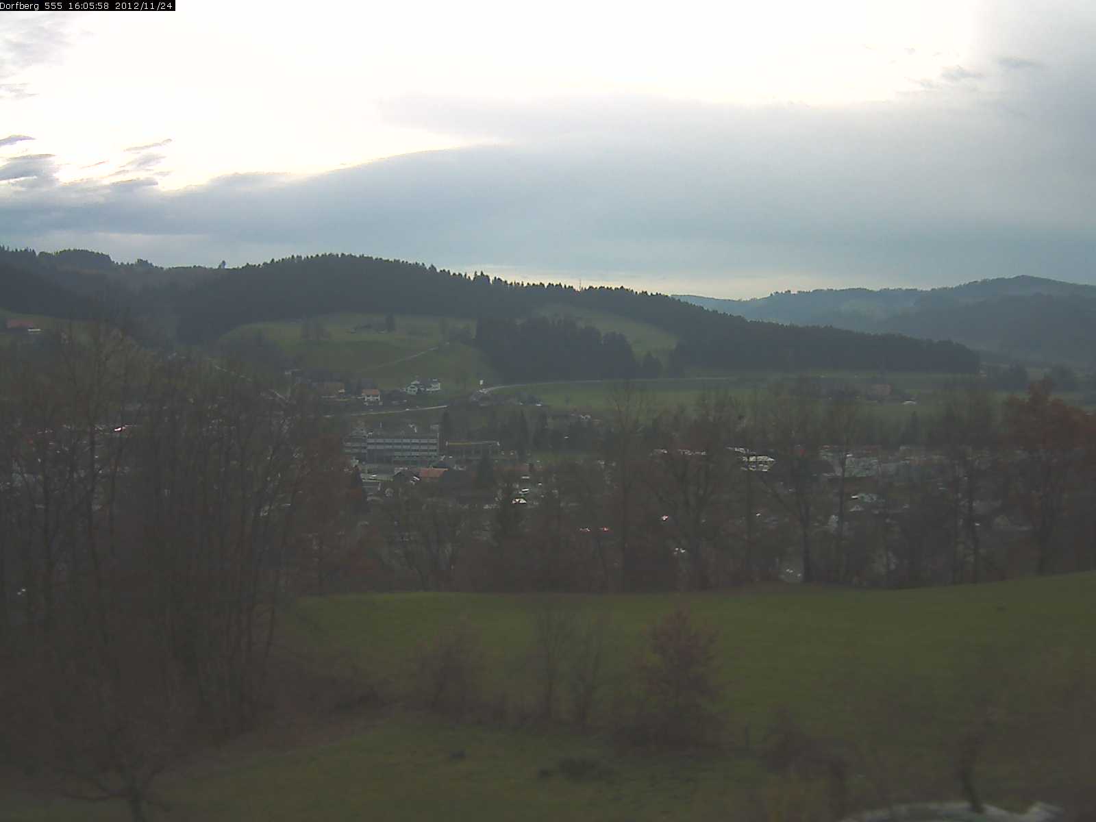 Webcam-Bild: Aussicht vom Dorfberg in Langnau 20121124-160600