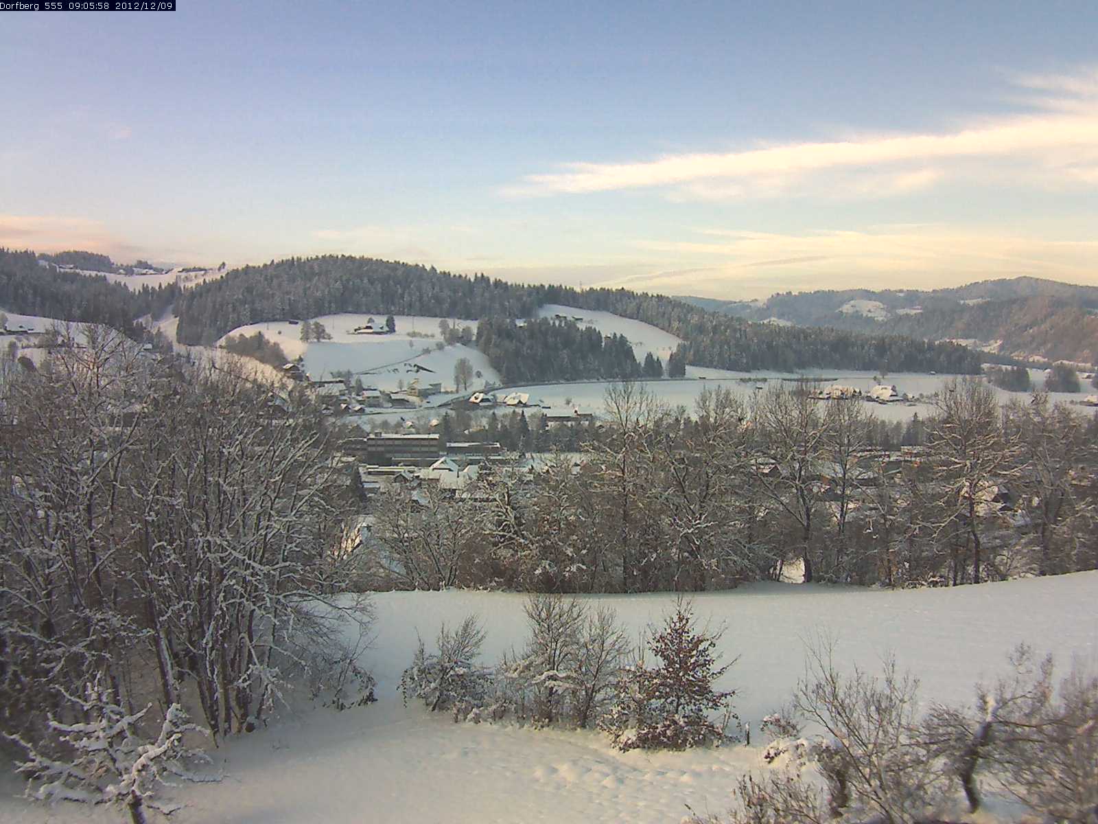 Webcam-Bild: Aussicht vom Dorfberg in Langnau 20121209-090600
