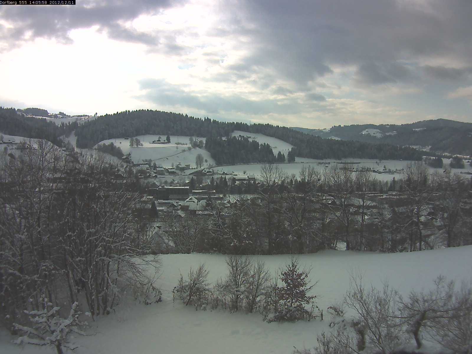 Webcam-Bild: Aussicht vom Dorfberg in Langnau 20121211-140600