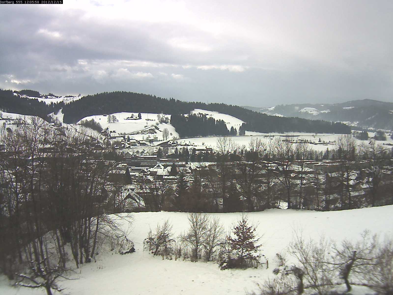 Webcam-Bild: Aussicht vom Dorfberg in Langnau 20121215-120600