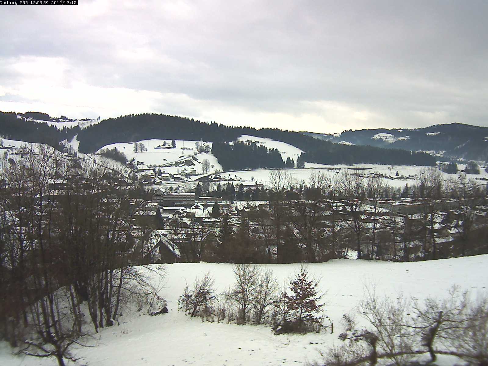 Webcam-Bild: Aussicht vom Dorfberg in Langnau 20121215-150600