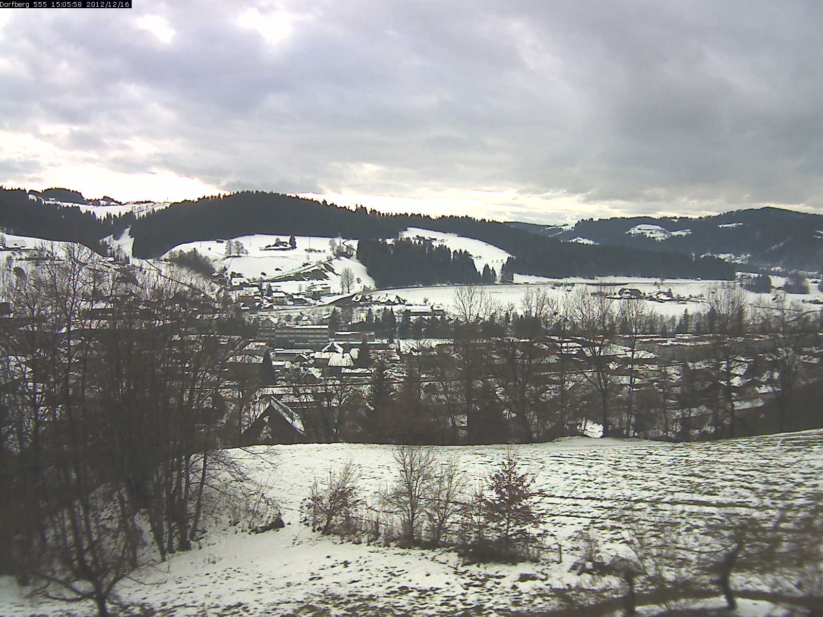Webcam-Bild: Aussicht vom Dorfberg in Langnau 20121216-150600