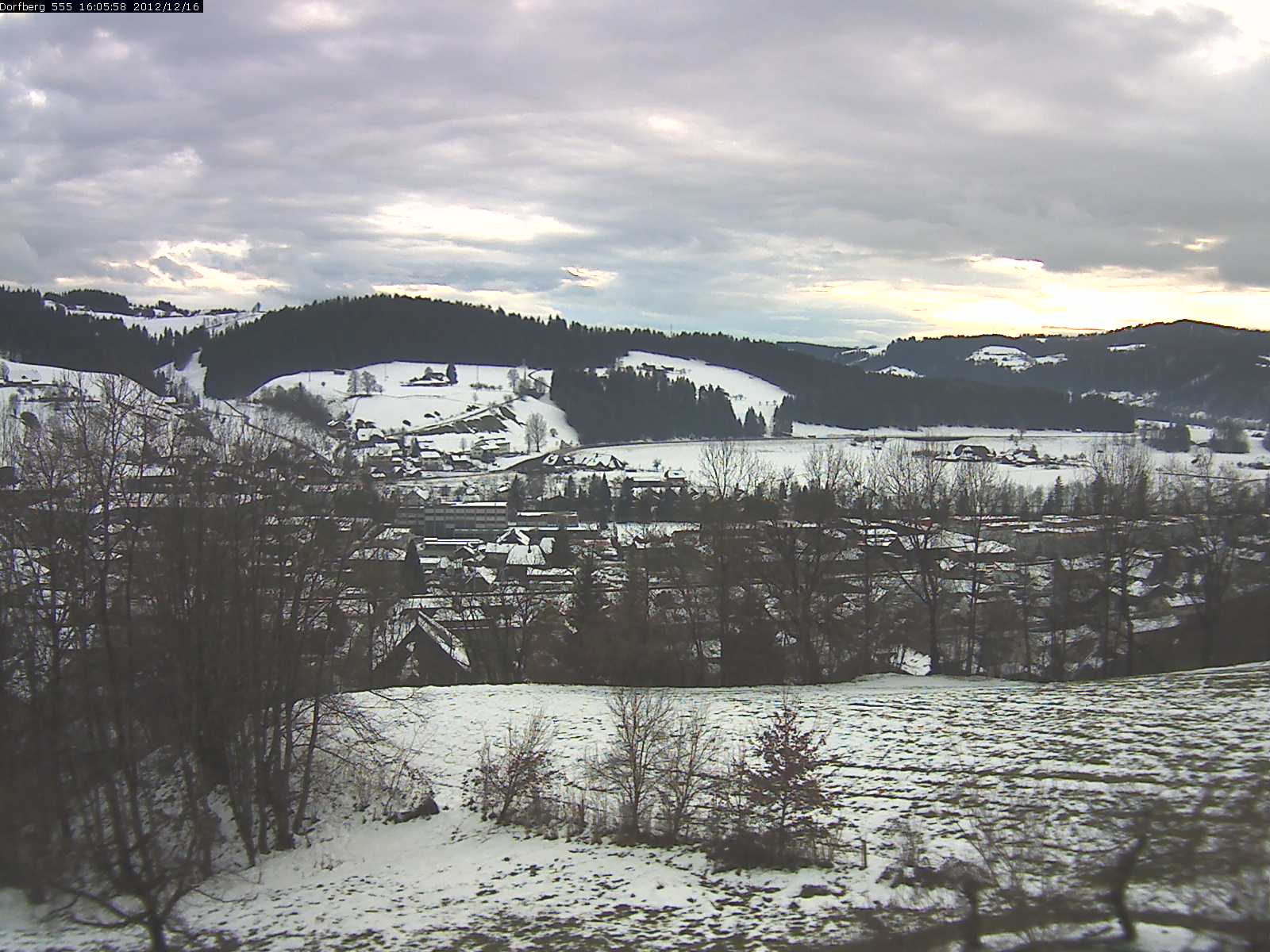 Webcam-Bild: Aussicht vom Dorfberg in Langnau 20121216-160600