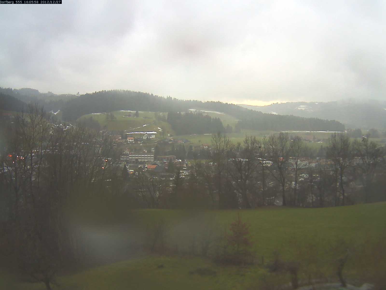 Webcam-Bild: Aussicht vom Dorfberg in Langnau 20121227-160600