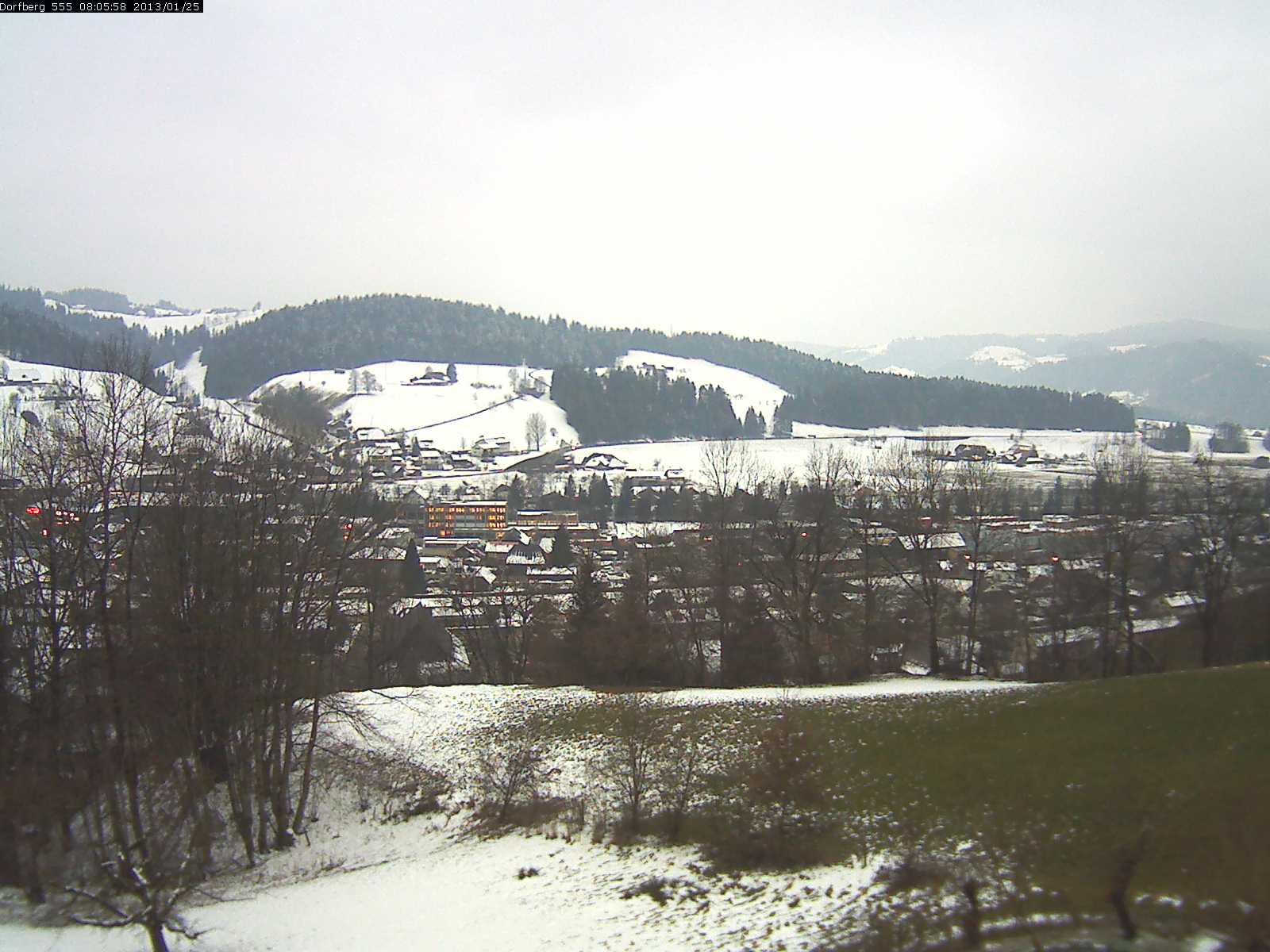 Webcam-Bild: Aussicht vom Dorfberg in Langnau 20130125-080600