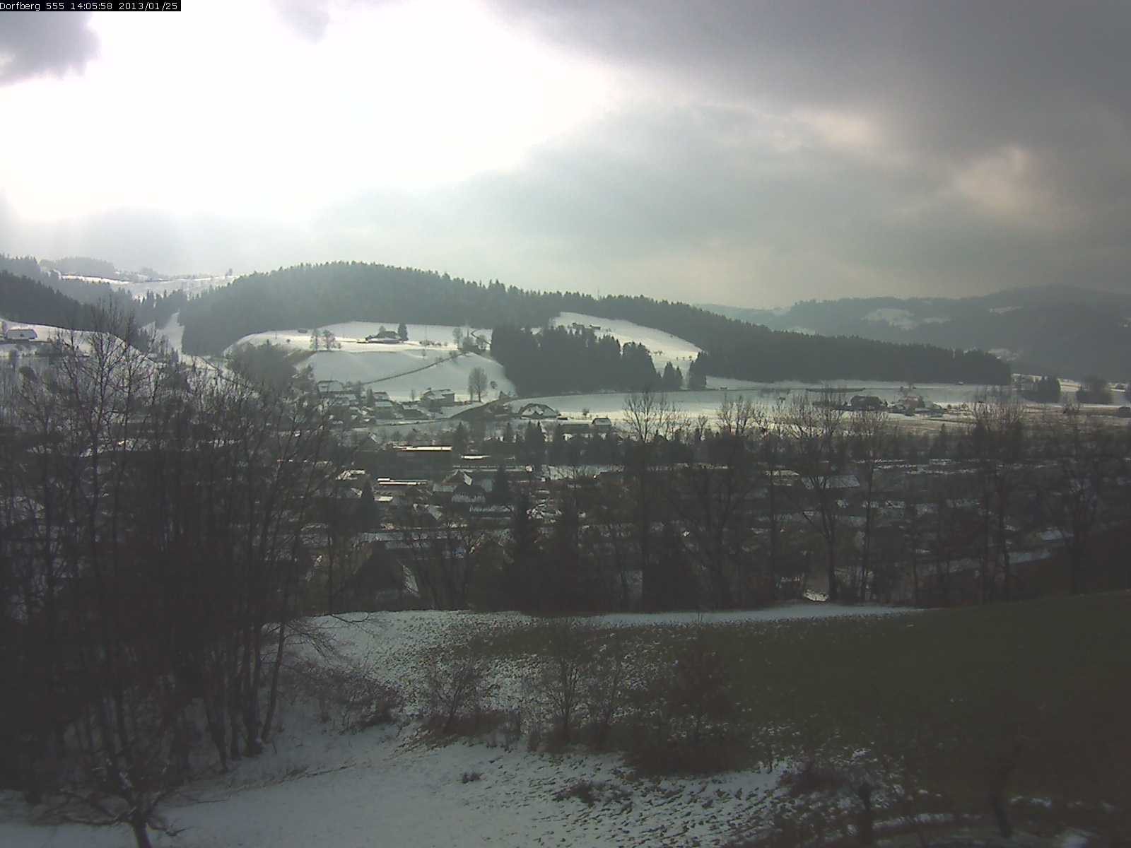 Webcam-Bild: Aussicht vom Dorfberg in Langnau 20130125-140600