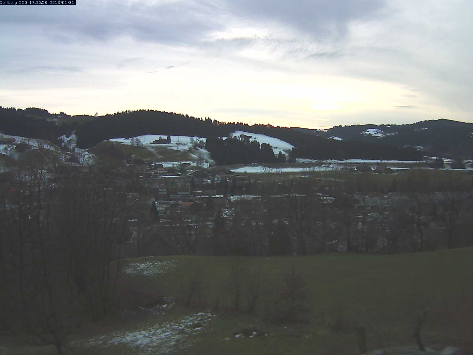 Webcam-Bild: Aussicht vom Dorfberg in Langnau 20130131-170600