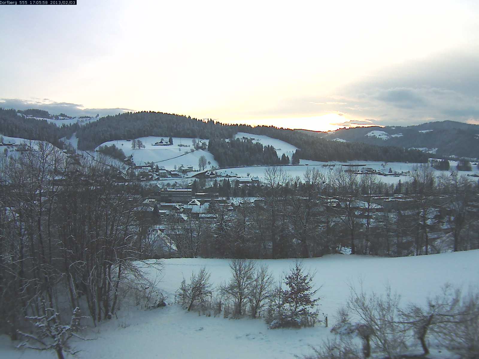 Webcam-Bild: Aussicht vom Dorfberg in Langnau 20130203-170600
