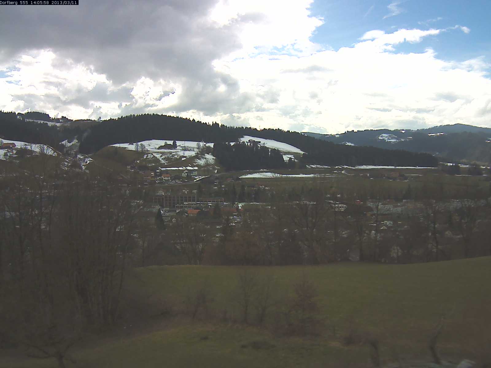 Webcam-Bild: Aussicht vom Dorfberg in Langnau 20130311-140600