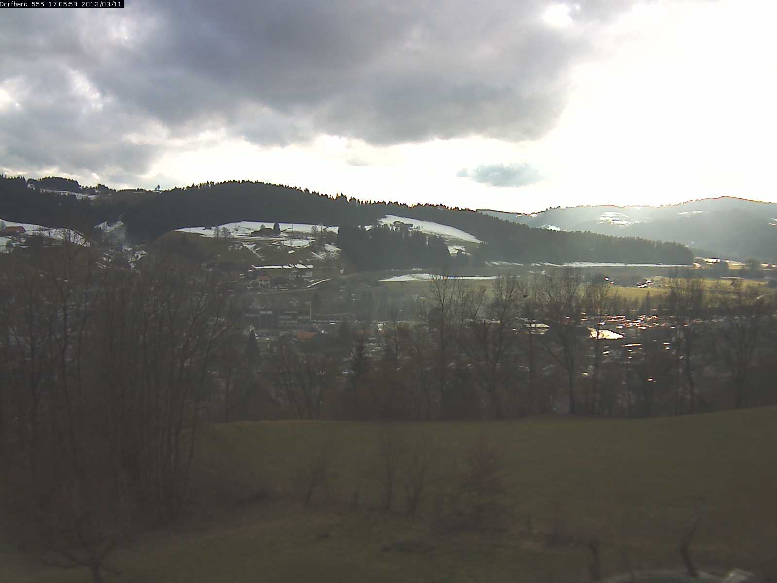Webcam-Bild: Aussicht vom Dorfberg in Langnau 20130311-170600
