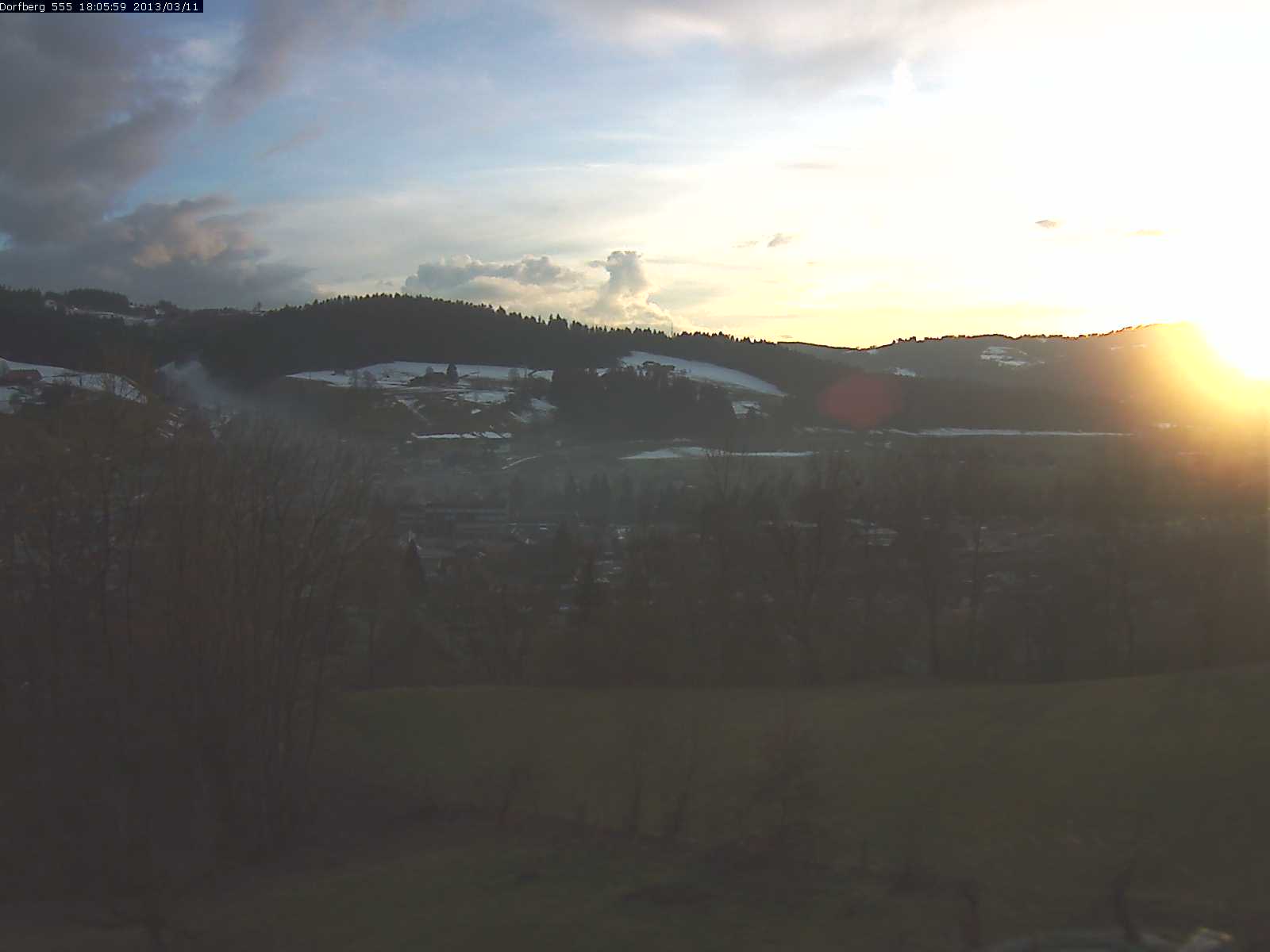 Webcam-Bild: Aussicht vom Dorfberg in Langnau 20130311-180600