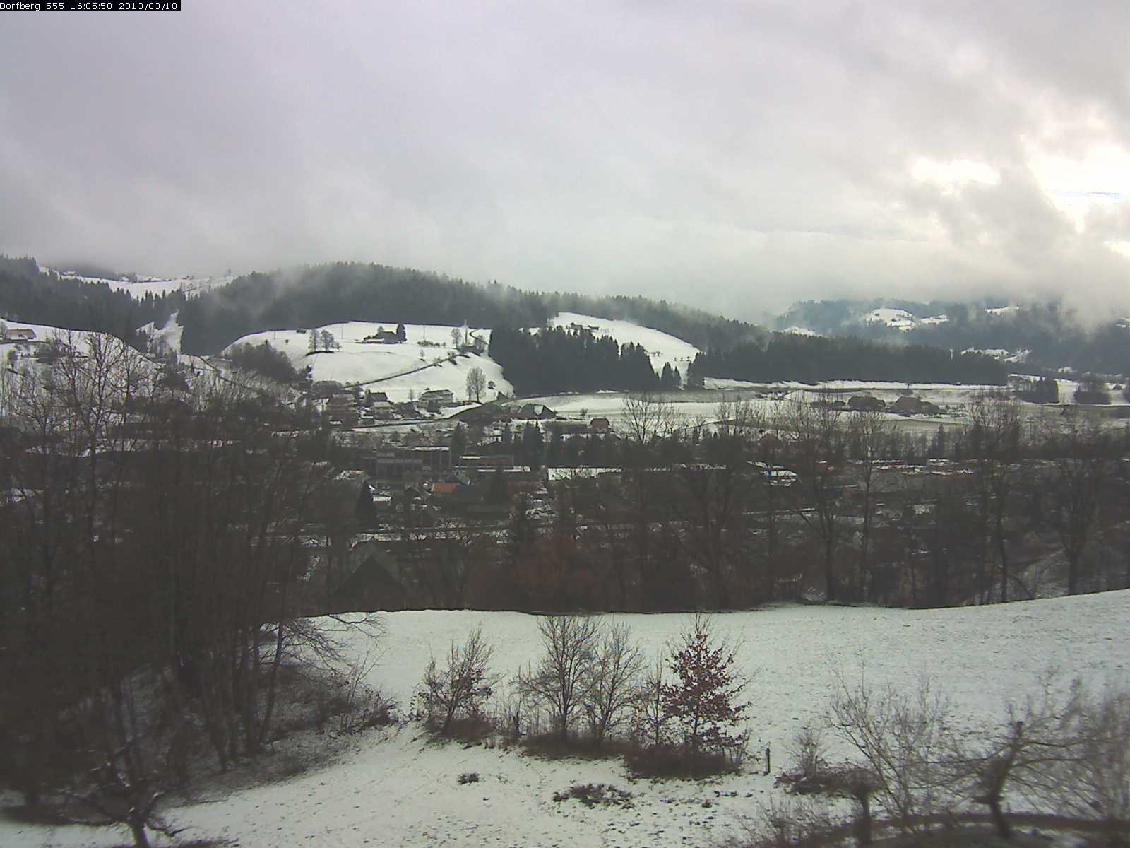 Webcam-Bild: Aussicht vom Dorfberg in Langnau 20130318-160600