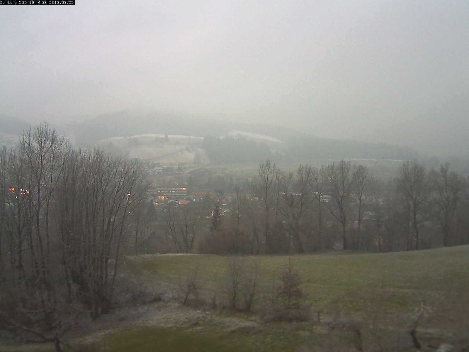 Webcam-Bild: Aussicht vom Dorfberg in Langnau 20130325-184500
