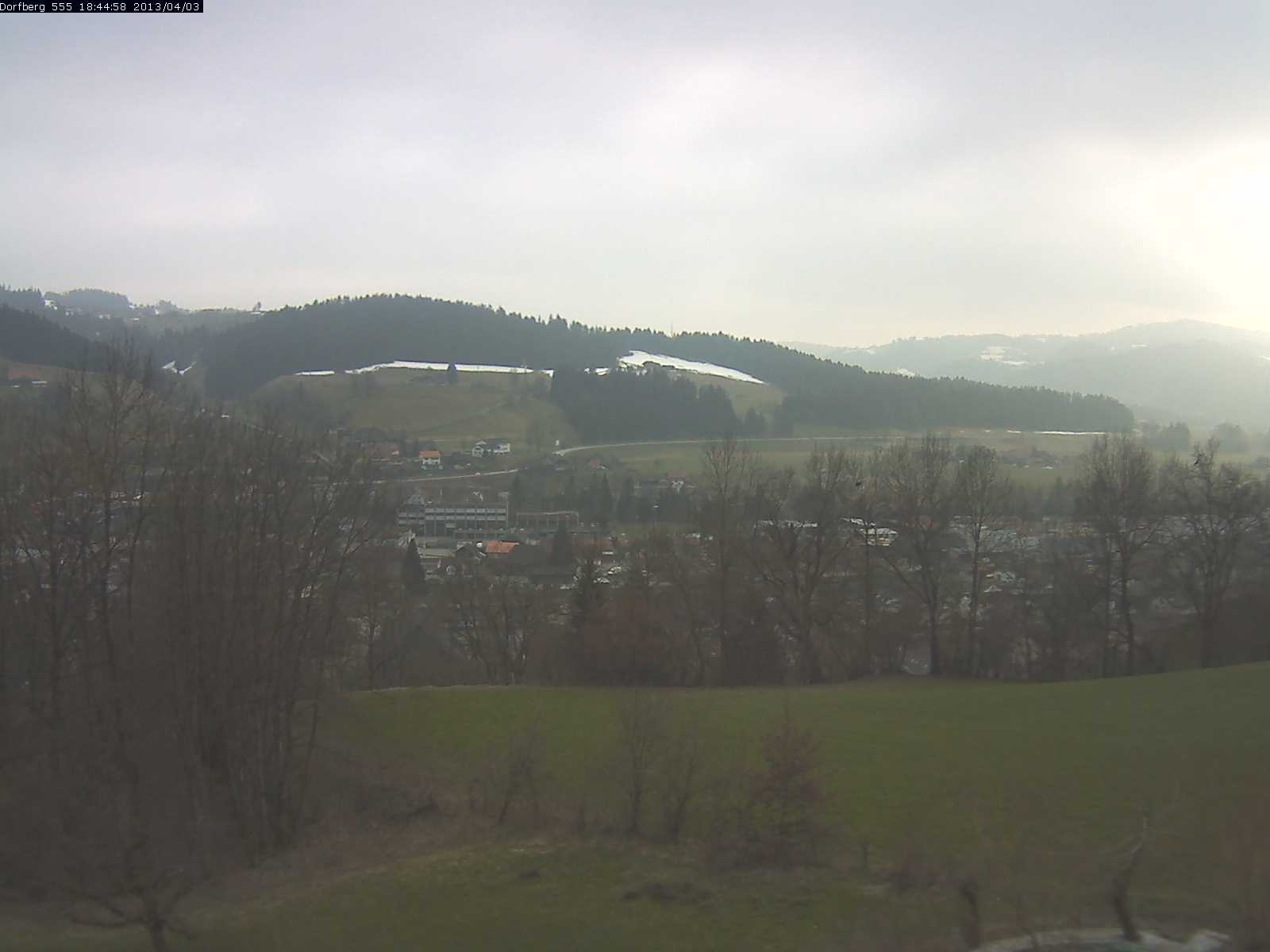 Webcam-Bild: Aussicht vom Dorfberg in Langnau 20130403-184500