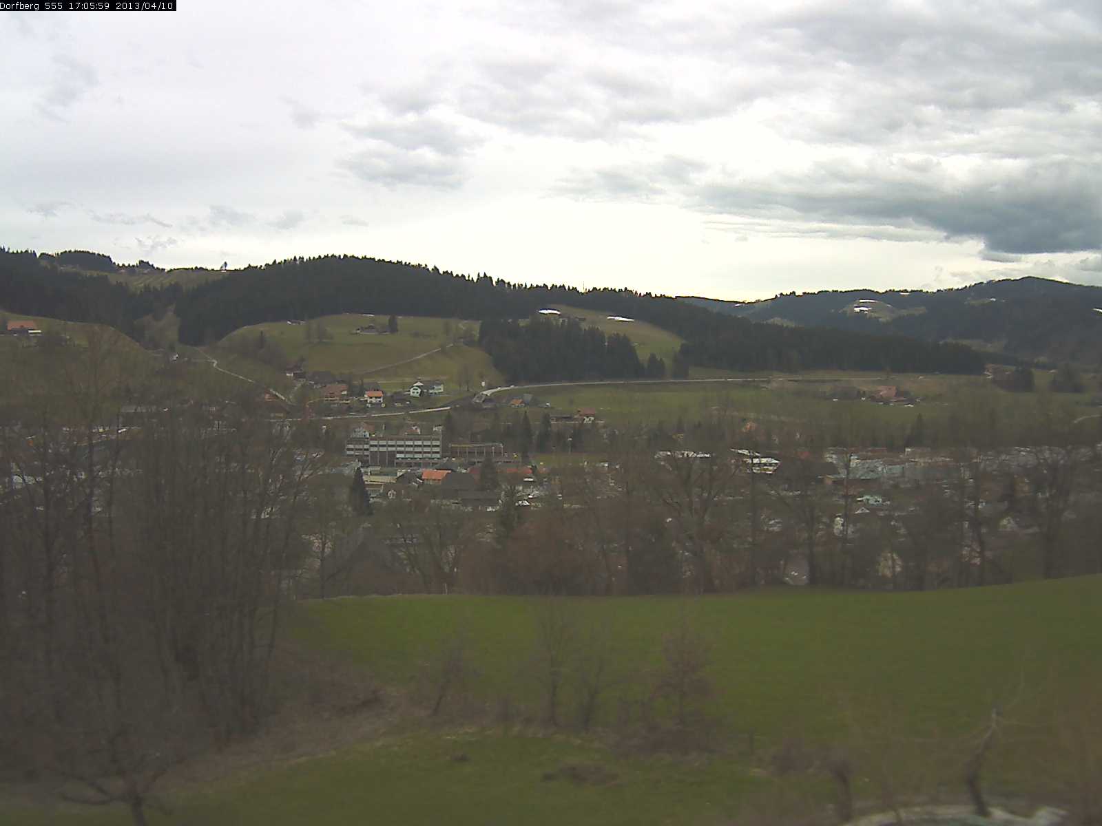 Webcam-Bild: Aussicht vom Dorfberg in Langnau 20130410-170600