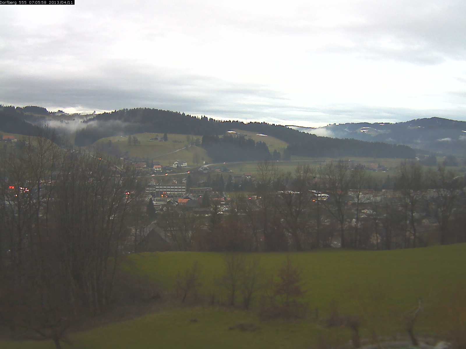 Webcam-Bild: Aussicht vom Dorfberg in Langnau 20130411-070600
