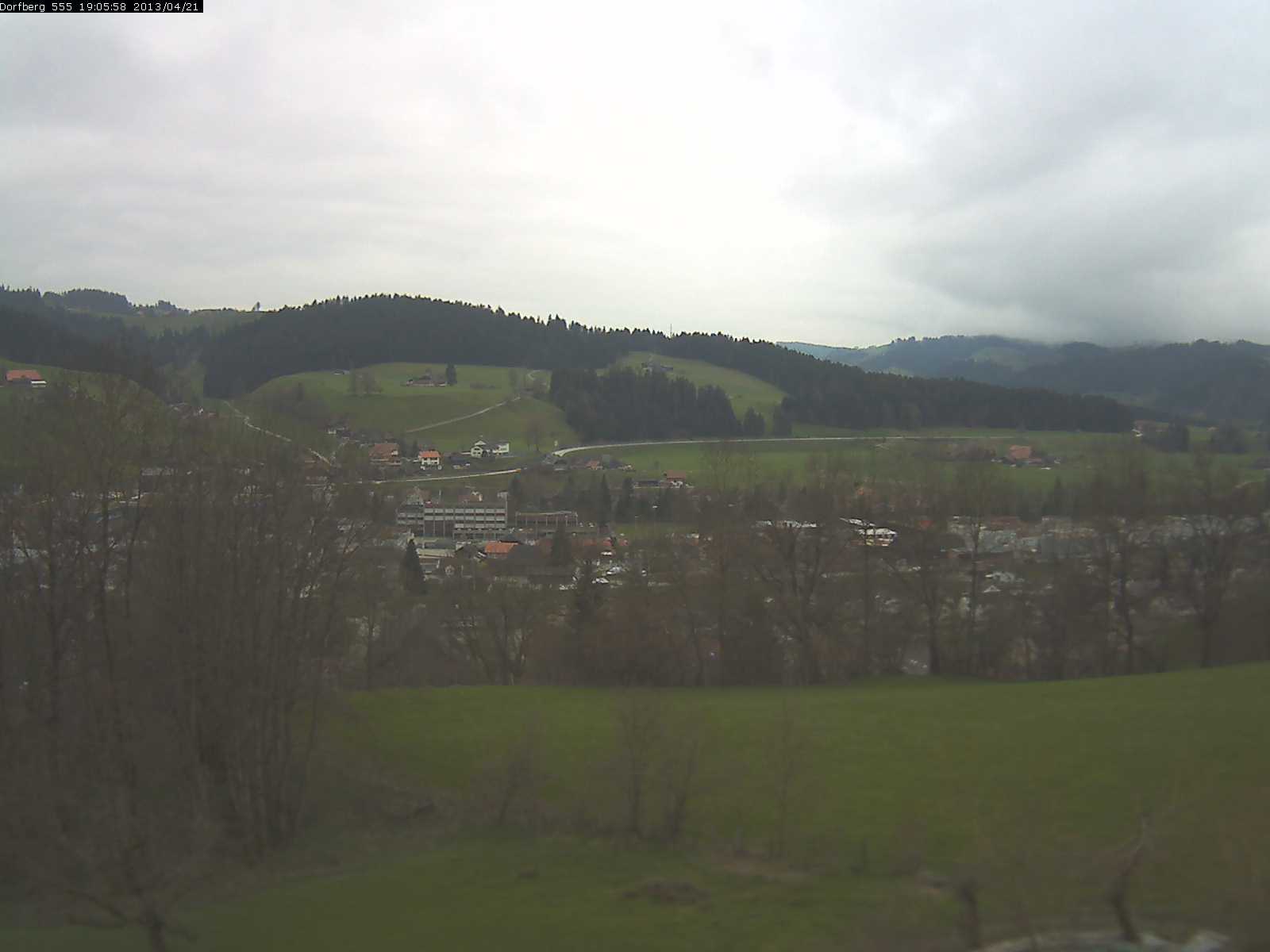 Webcam-Bild: Aussicht vom Dorfberg in Langnau 20130421-190600