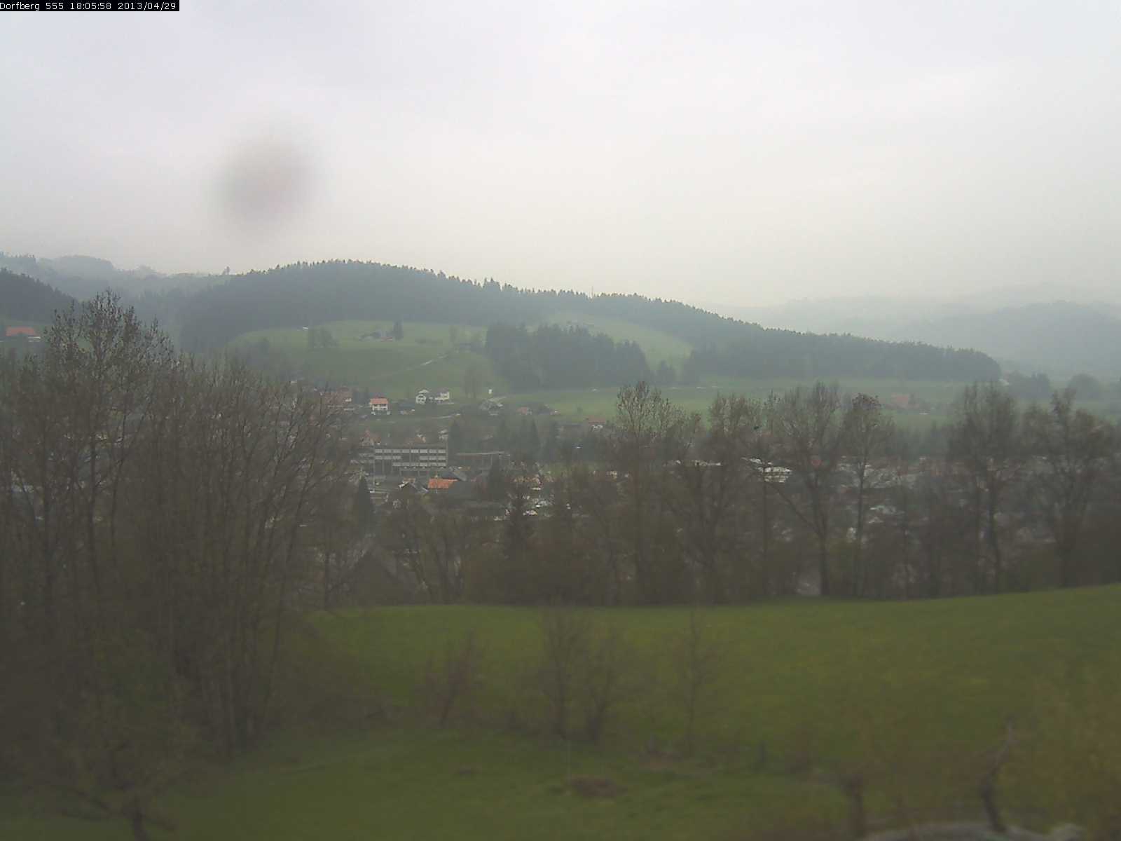 Webcam-Bild: Aussicht vom Dorfberg in Langnau 20130429-180600